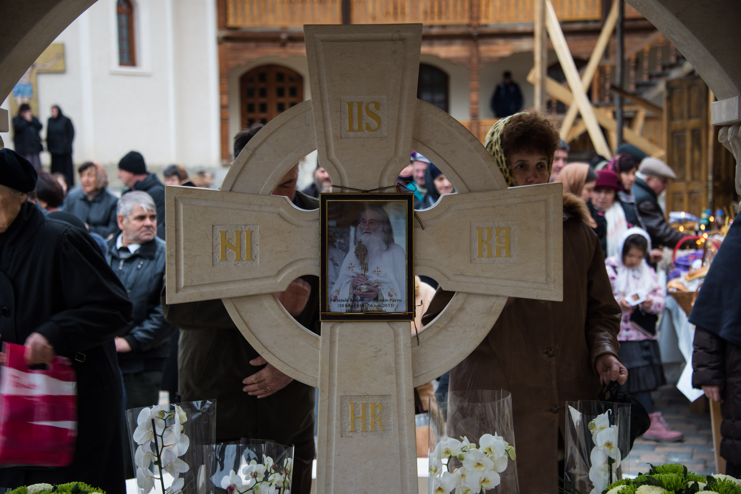 Hram la mănăstirea nemțeană Petru Vodă: „Omul are menirea să preguste din viața îngerească”