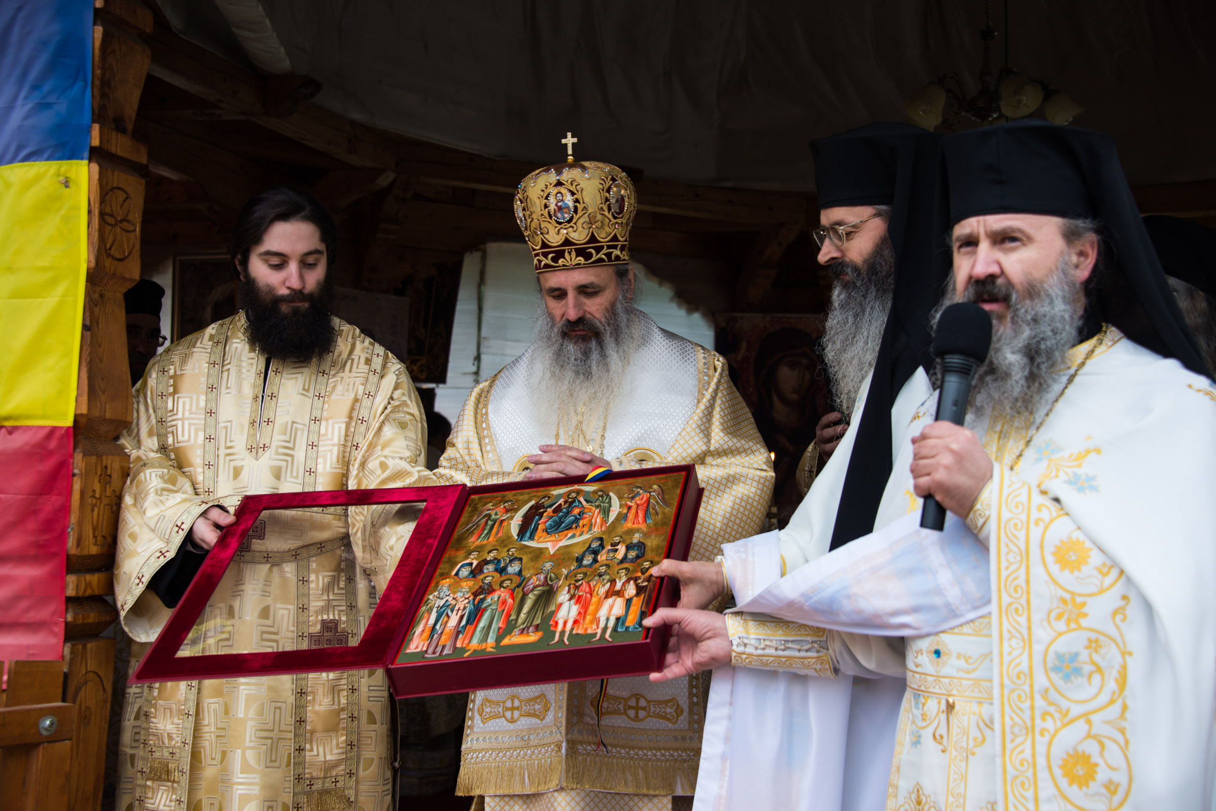 Hram la mănăstirea nemțeană Petru Vodă: „Omul are menirea să preguste din viața îngerească”