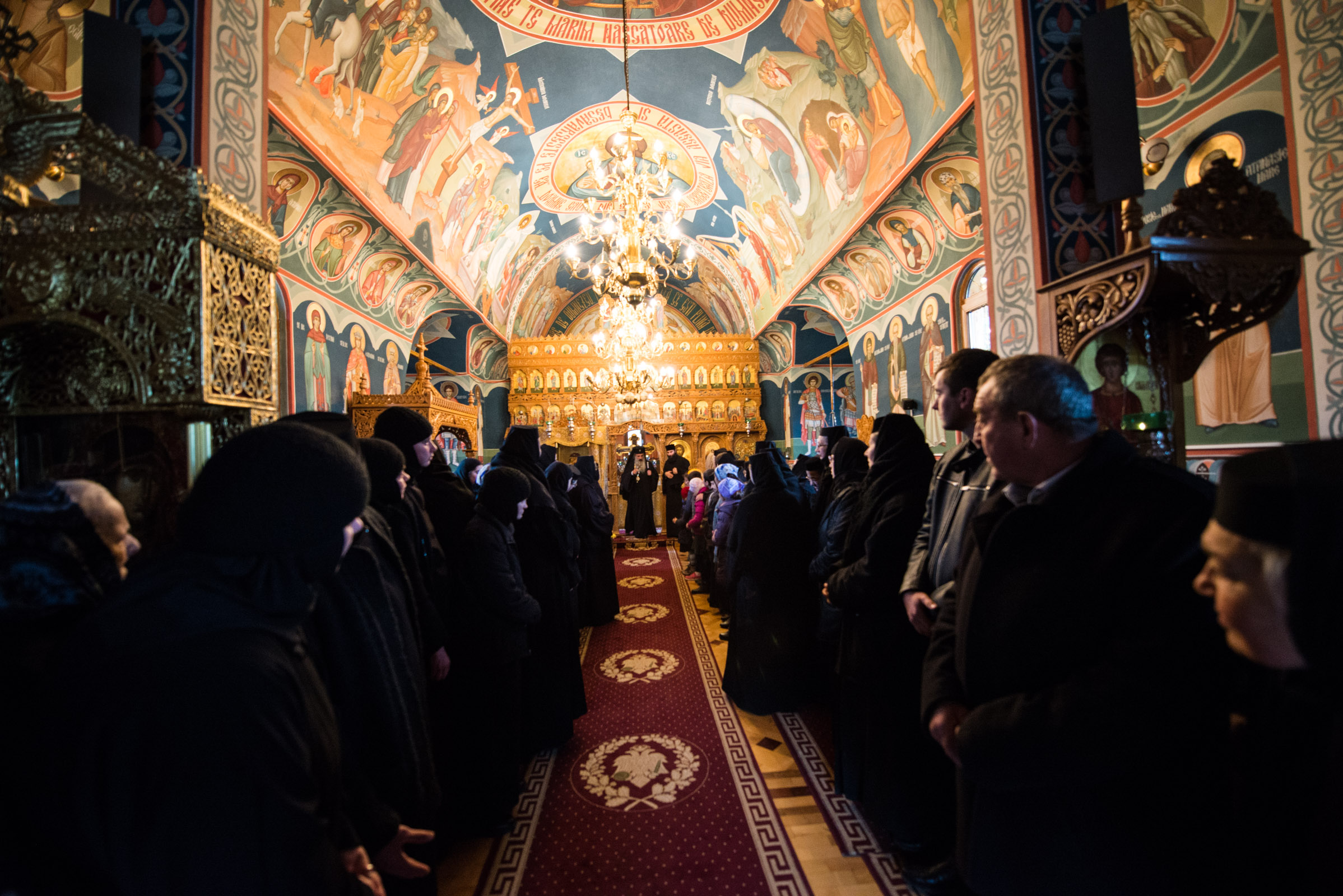 Hram la mănăstirea nemțeană Petru Vodă: „Omul are menirea să preguste din viața îngerească”