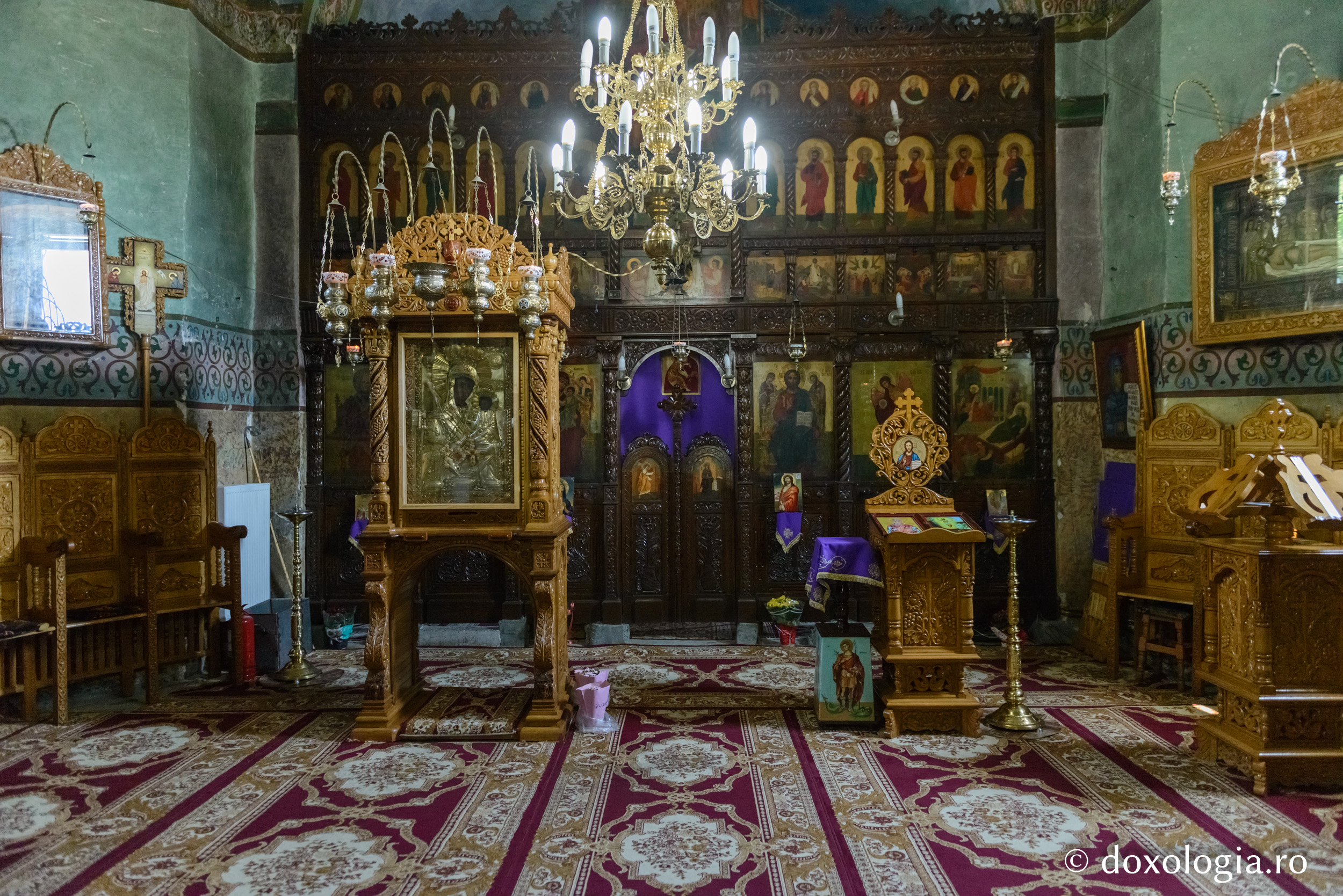 Foto: pr. Silviu Cluci Giurgeni – mănăstirea Maicii Domnului