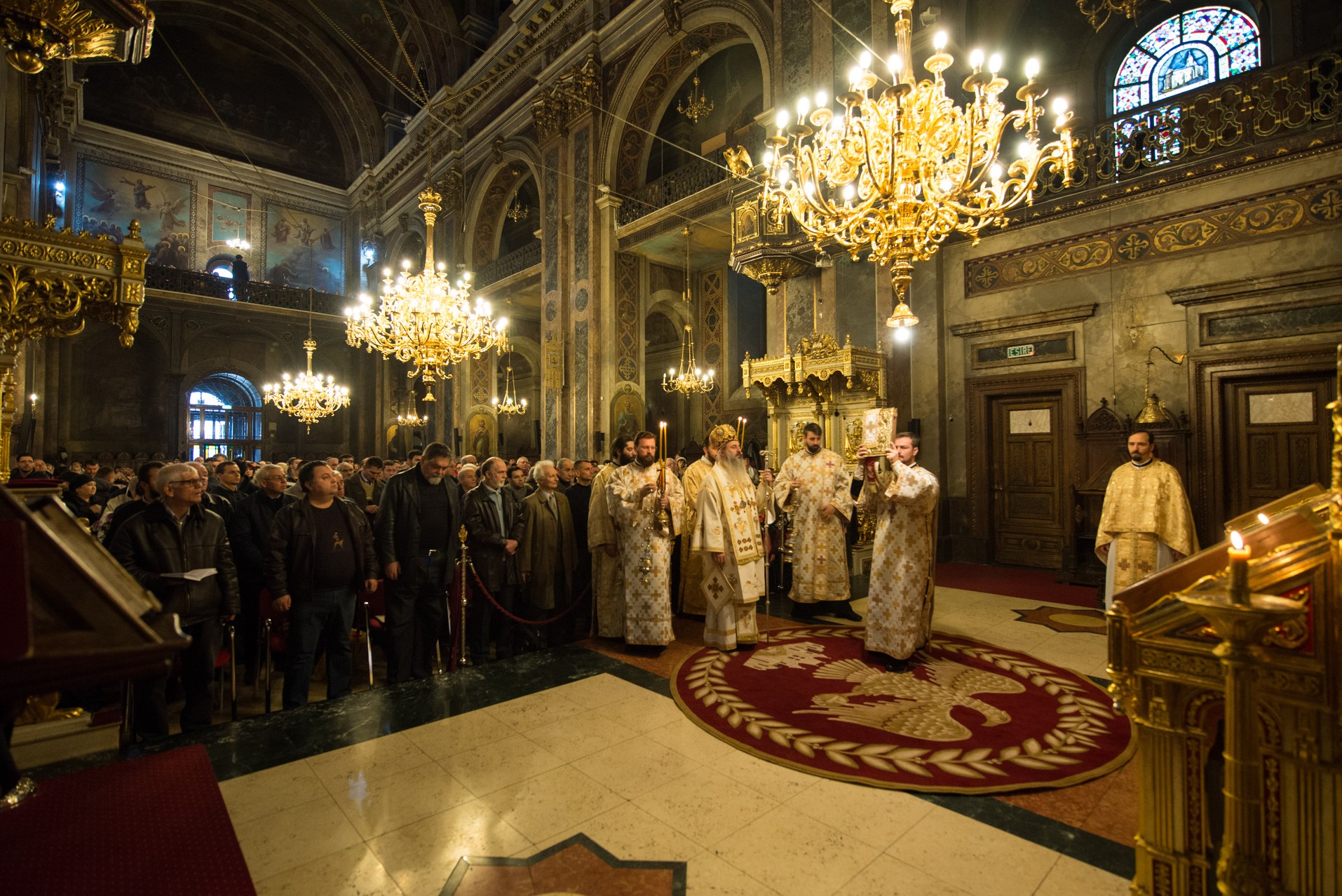 Sute de credincioși la Catedrala mitropolitană din Iași, în Prima Duminică din Postul Nașterii Domnului