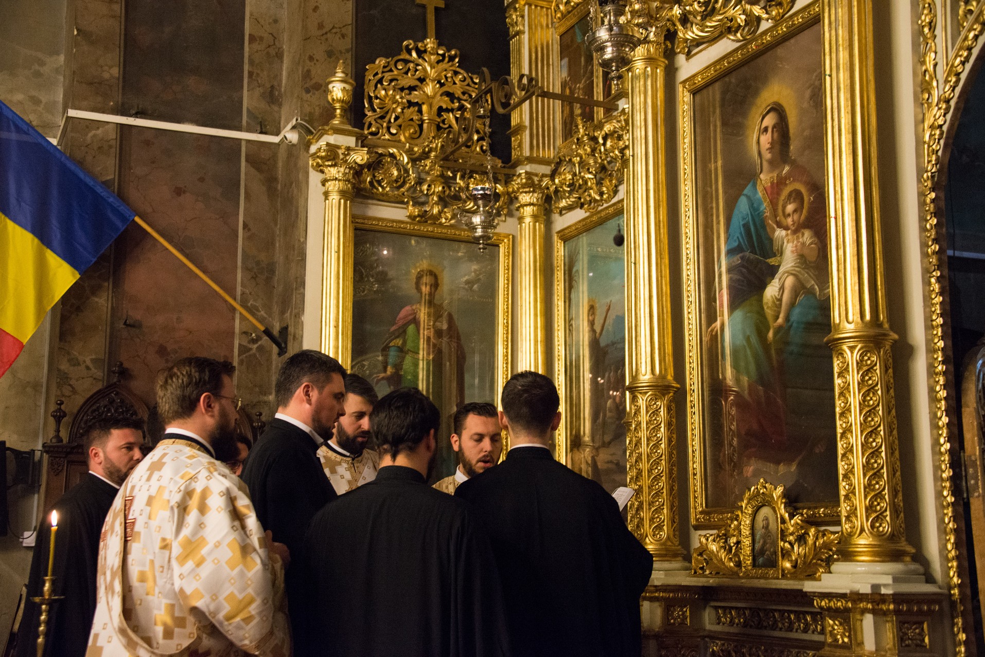 Sute de credincioși la Catedrala mitropolitană din Iași, în Prima Duminică din Postul Nașterii Domnului