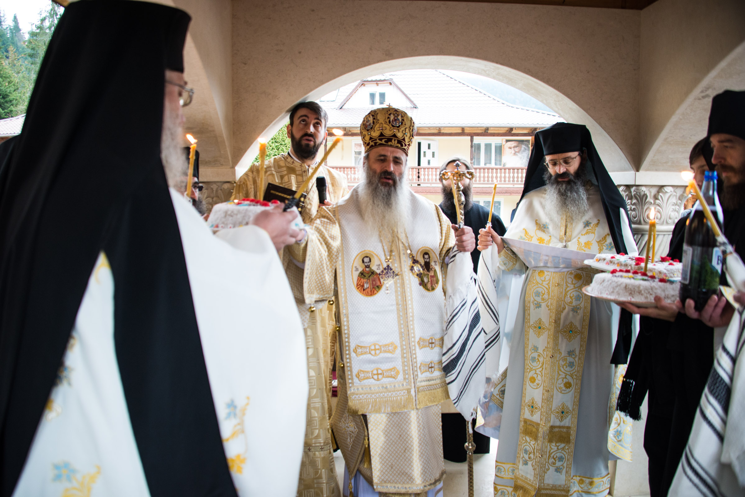 Hram la mănăstirea nemțeană Petru Vodă: „Omul are menirea să preguste din viața îngerească”