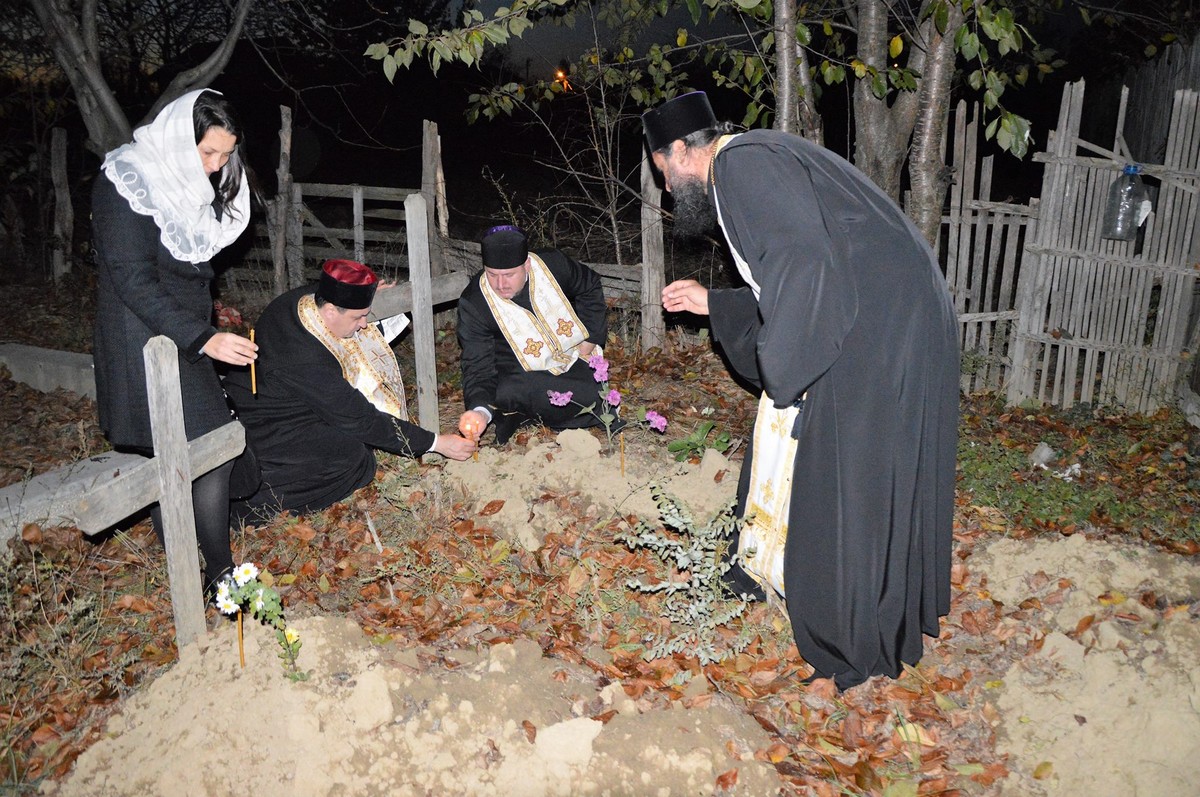Slujbă de pomenire în Parohia Șerbănești din Bacău
