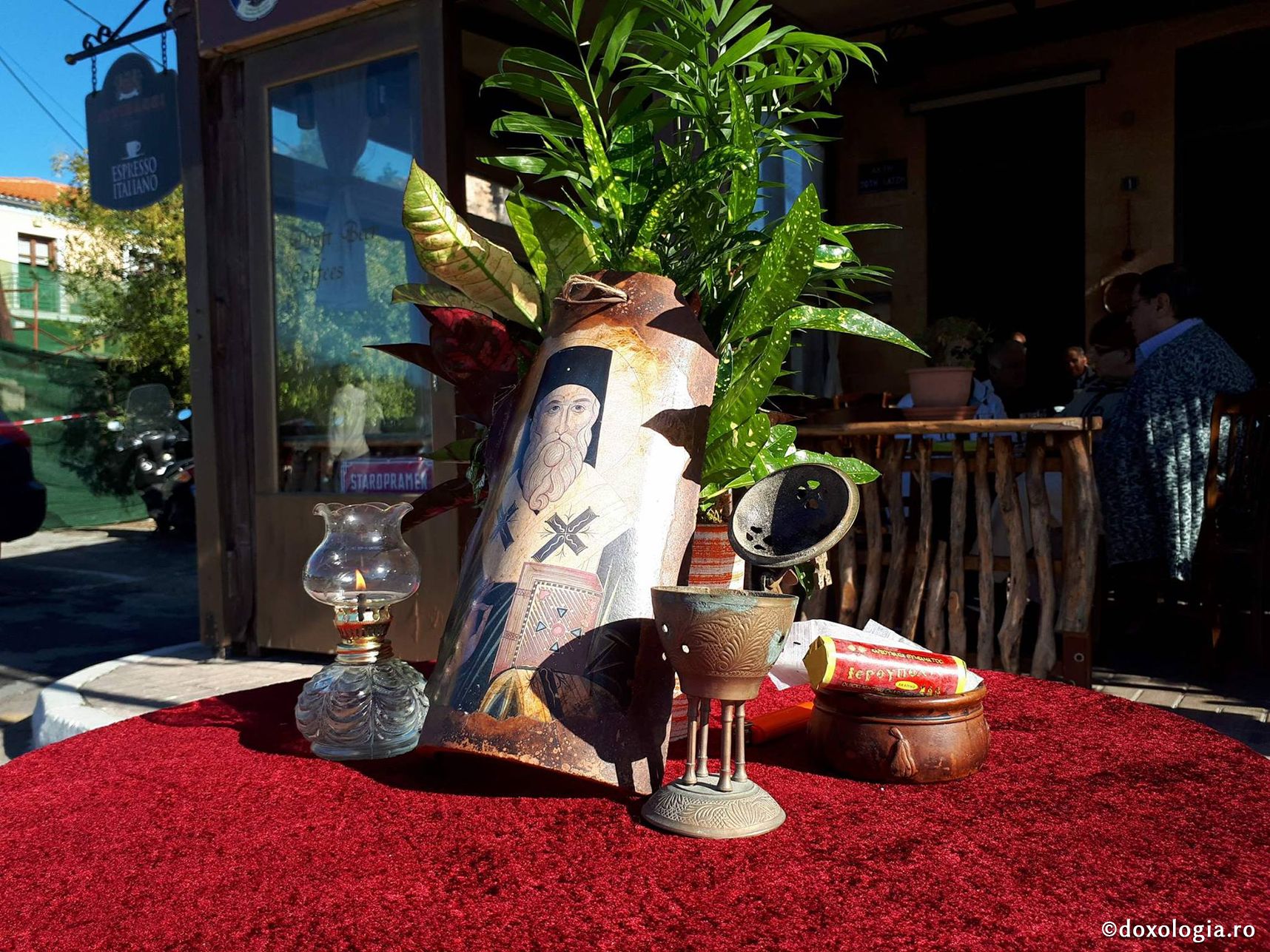 (Audio) „Viața ta duhovnicească este o viață care coboară sau este o viață care cât de cât se străduiește să urce?” - Arhim. Hrisostom Rădășanu