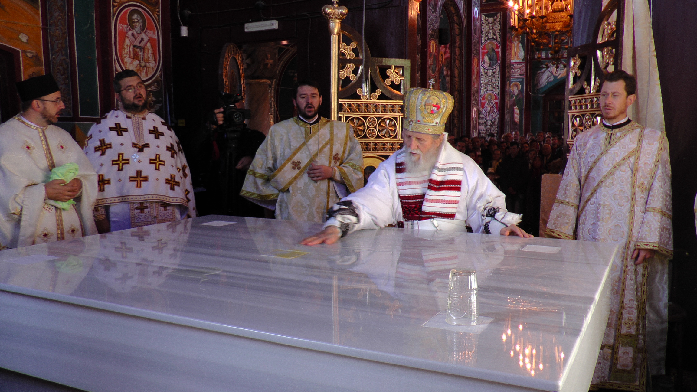 Veşmântul sfinţirii pentru bisericile din Şerbăuţi şi Siliştea I