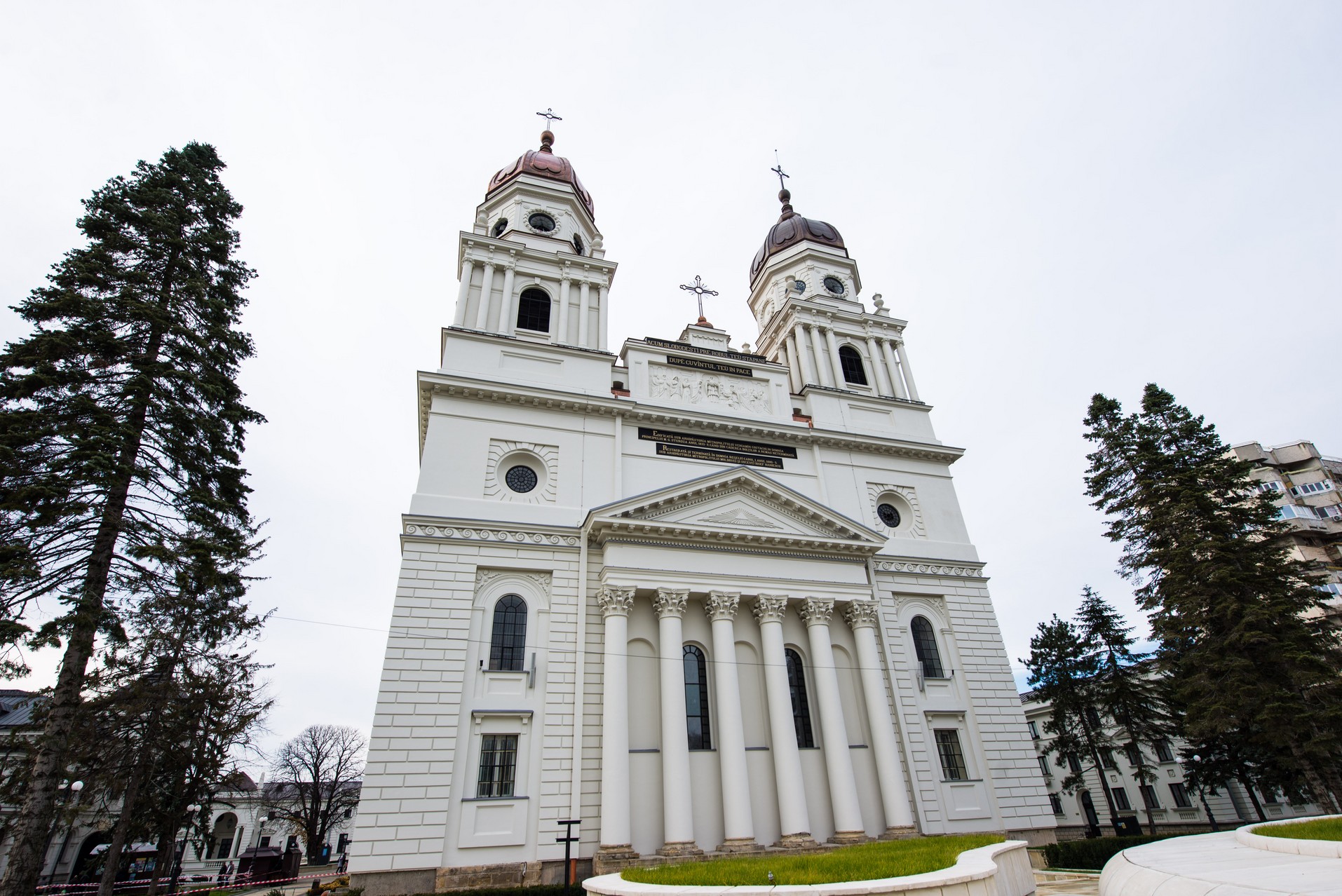 Sfântul Apostol Andrei, sărbătorit la Iași prin Liturghie arhierească