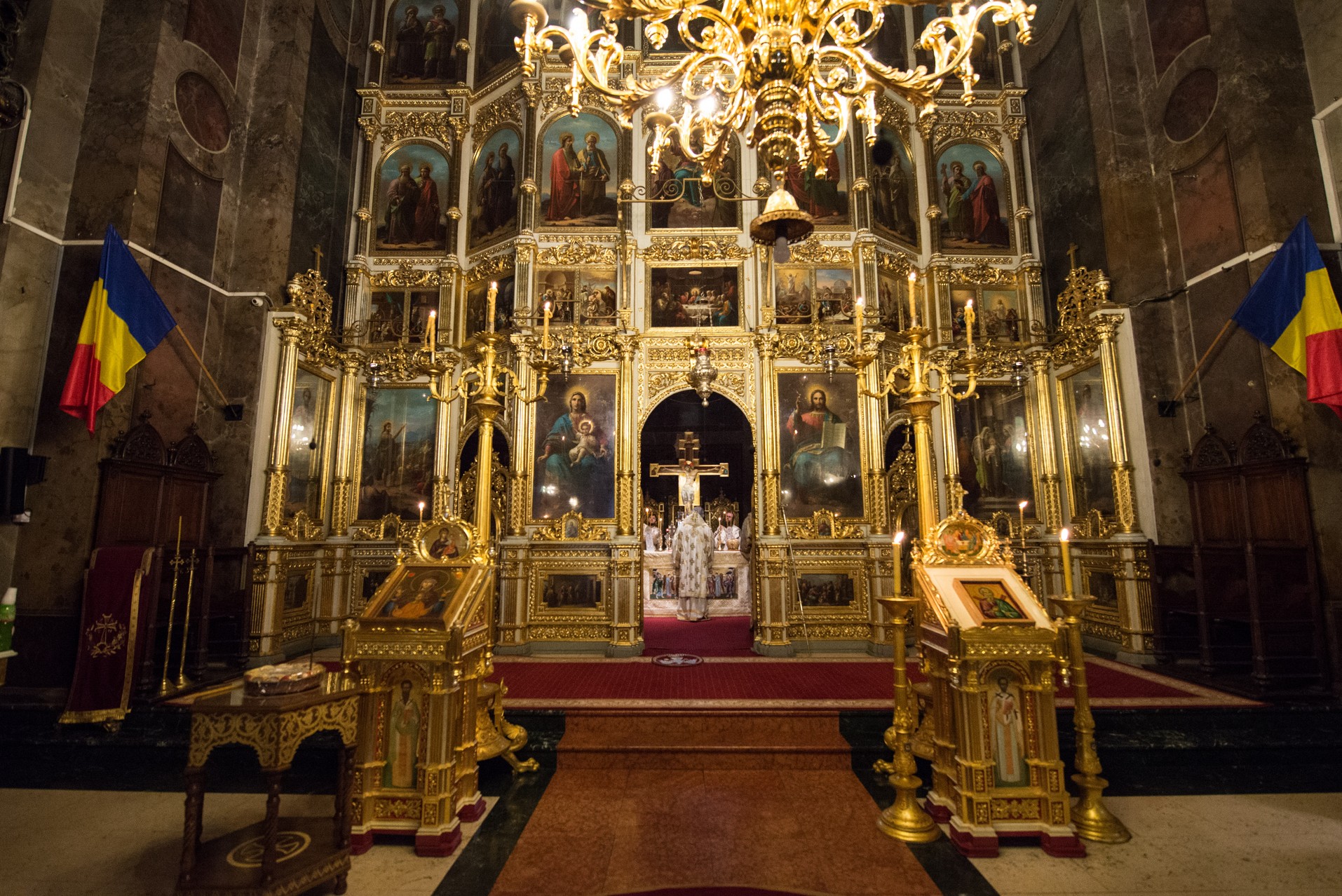 Sfântul Apostol Andrei, sărbătorit la Iași prin Liturghie arhierească