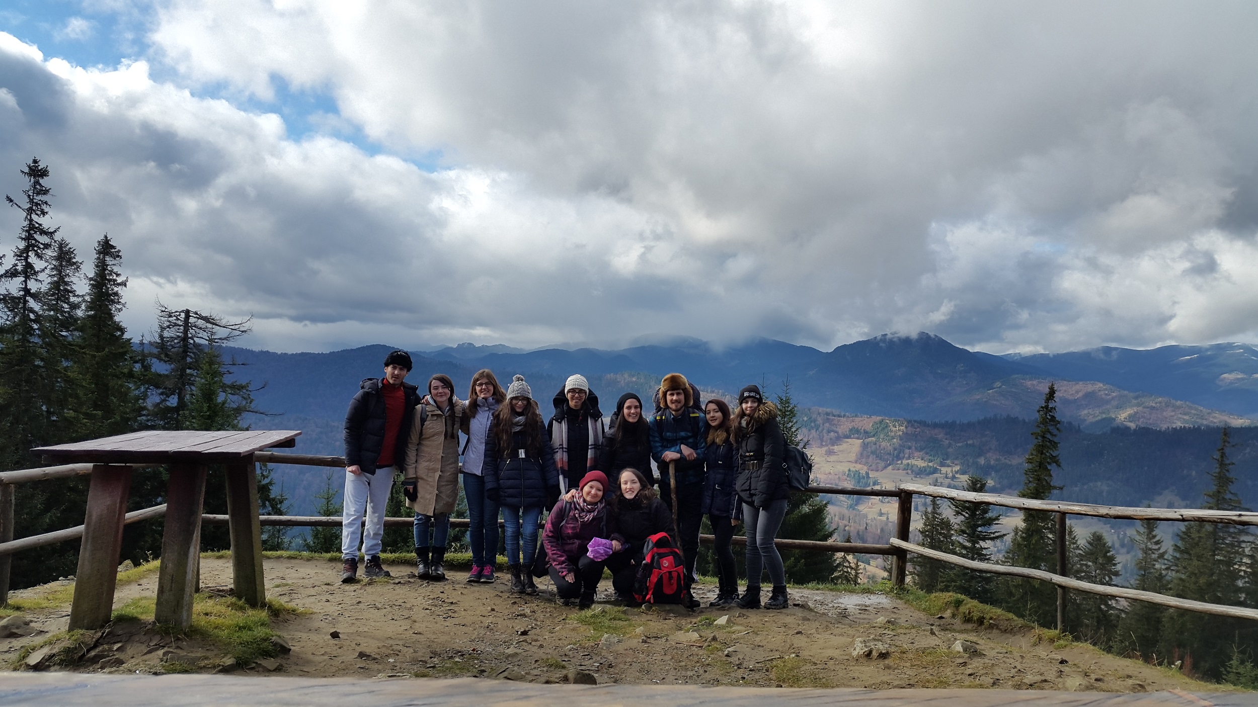 „Dialoguri studenţeşti”, la 1.750 de metri înălţime