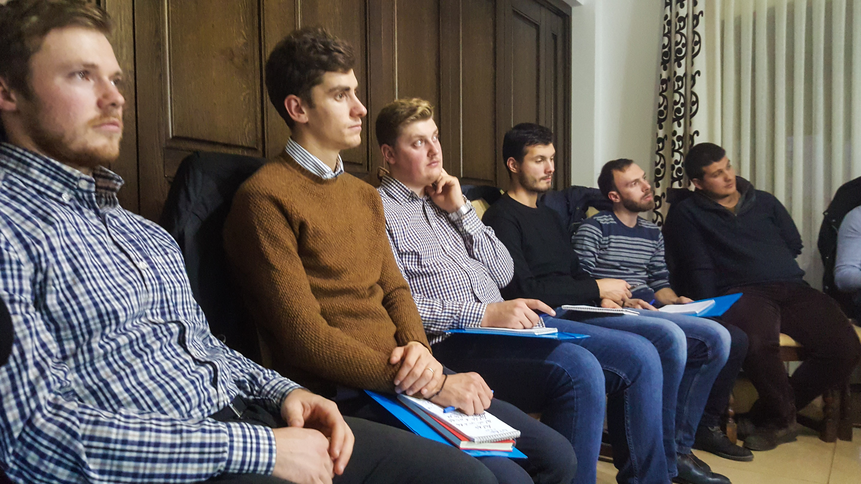 Experienţe de formare la mănăstirile din Bucovina pentru studenții din anul al II-lea al Masteratului „Misiune şi slujie pastorală”