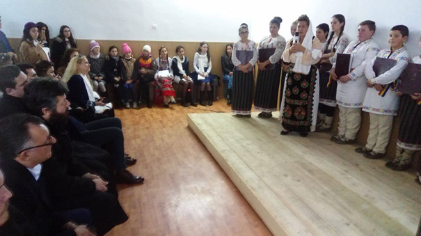 Misiune prin cântec şi pictură în comuna Şcheia