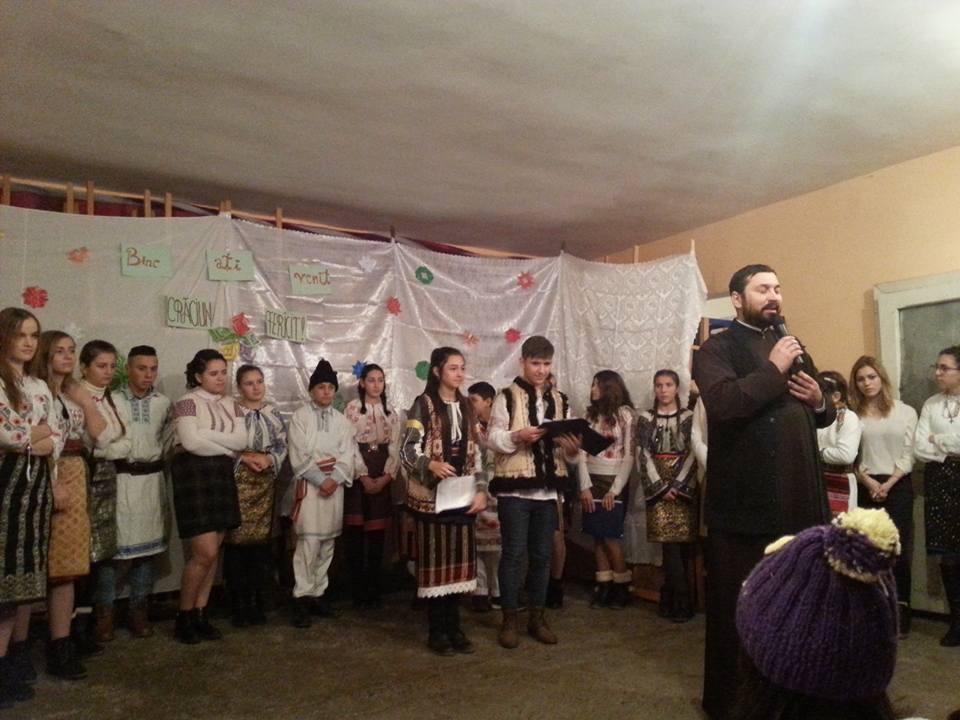 Eveniment organizat de membri ai Asociaţiei Tineretului Ortodox Român: „Bucură-te om bun“, la Humosu
