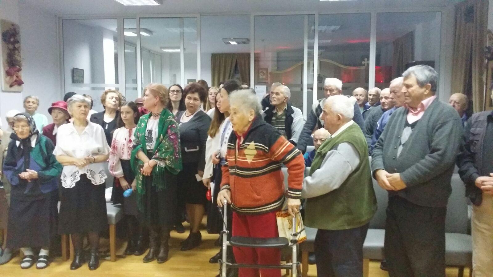 Acţiune caritabilă “Iubiţi să dăruiţi!”, la Piatra Neamţ