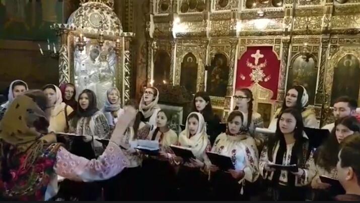 Acţiune caritabilă “Iubiţi să dăruiţi!”, la Piatra Neamţ