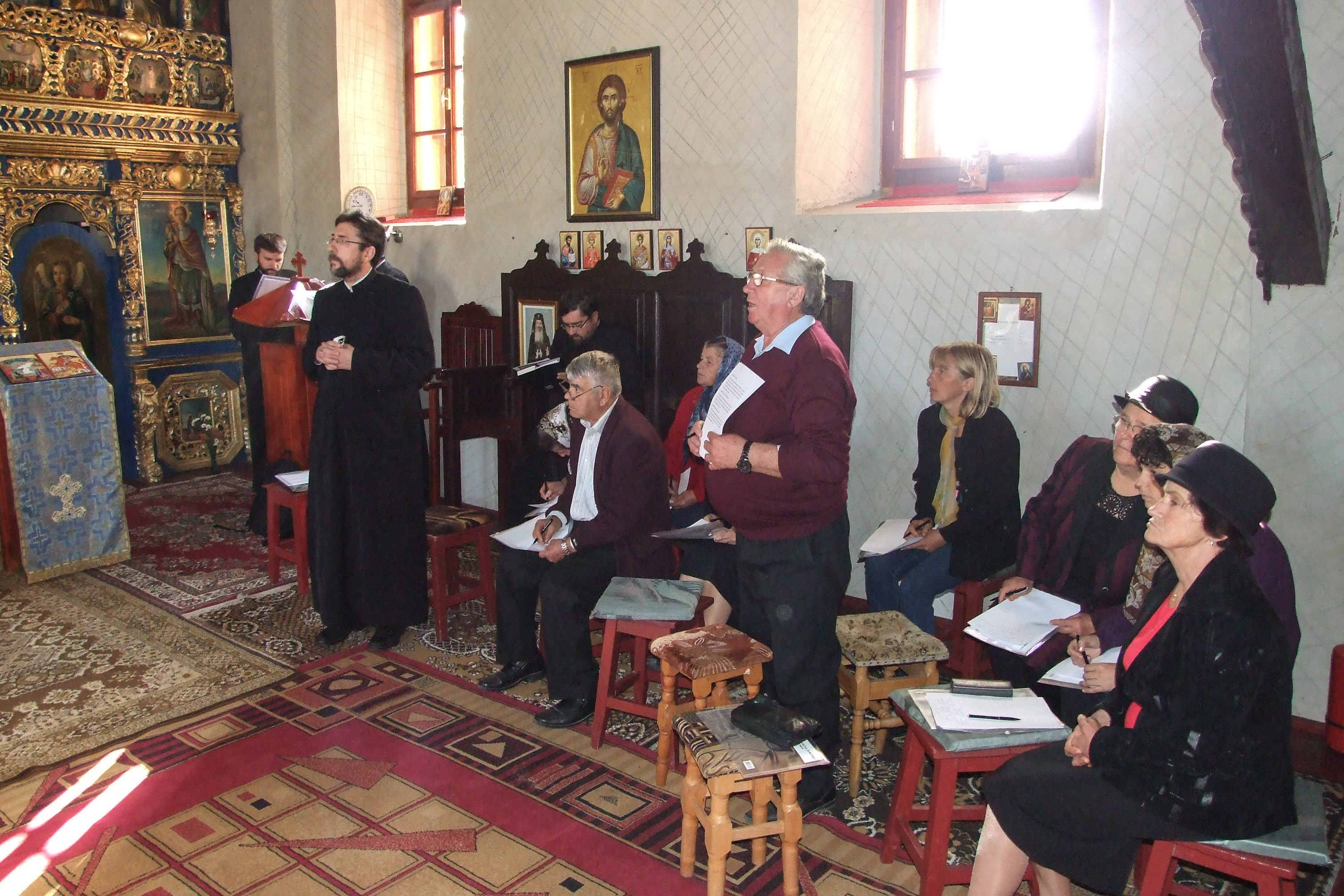 „Catehezele vin în sprijinul credincioşilor pentru întărirea credinţei”