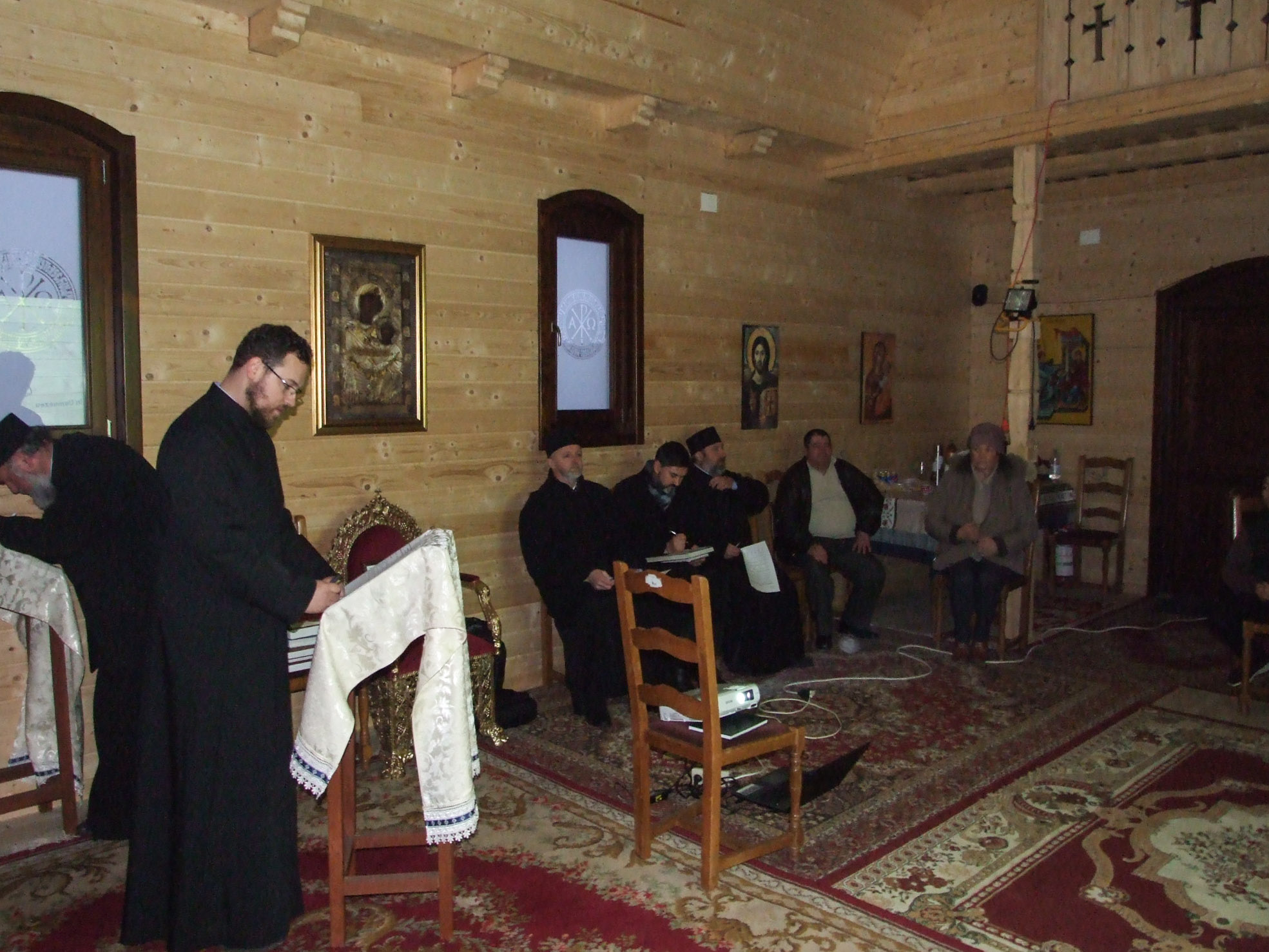 „Catehezele vin în sprijinul credincioşilor pentru întărirea credinţei”