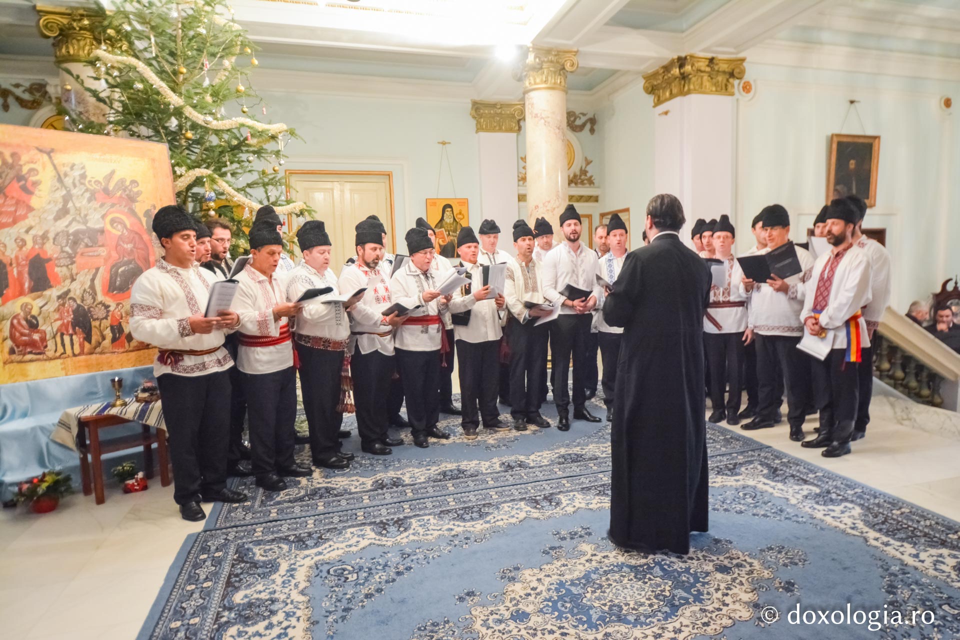 Colindători la Reședința Mitropolitană 2017 – Corul cântăreților bisericești