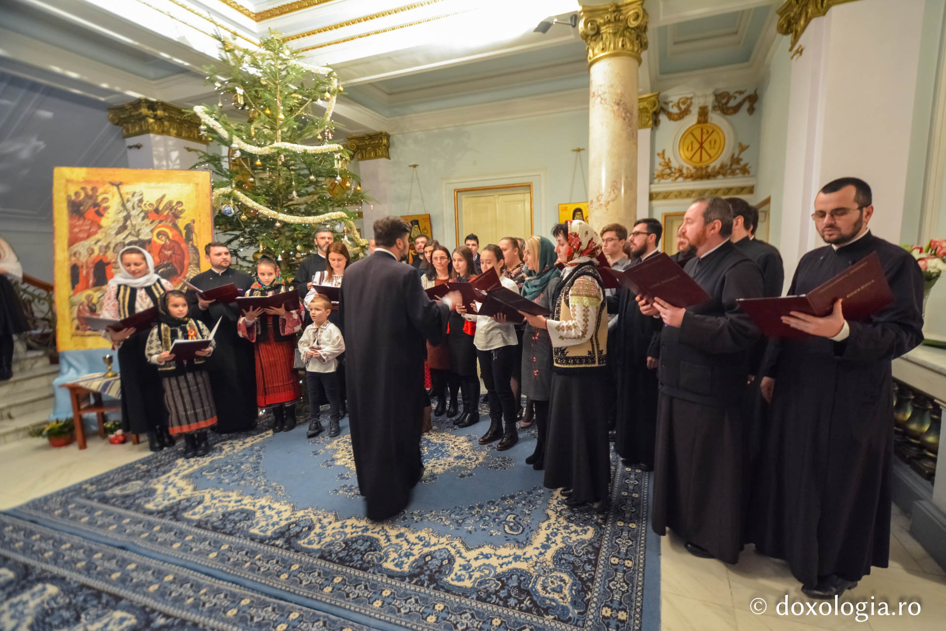 Colindători la Reședința Mitropolitană 2017 – Corul responsabililor cu cateheza din cadrul Biroului de catehizare al Arhiepiscopiei Iaşilor