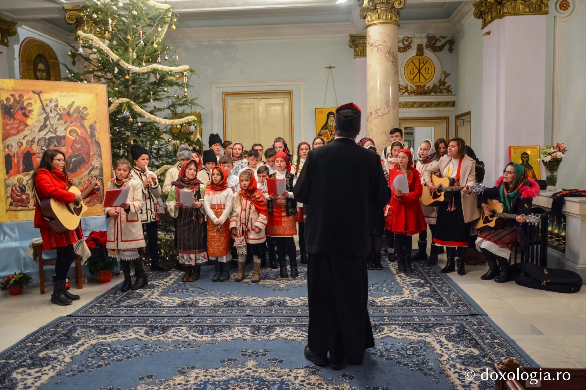 Colindători la Reședința Mitropolitană 2017 – Parohia Dragova