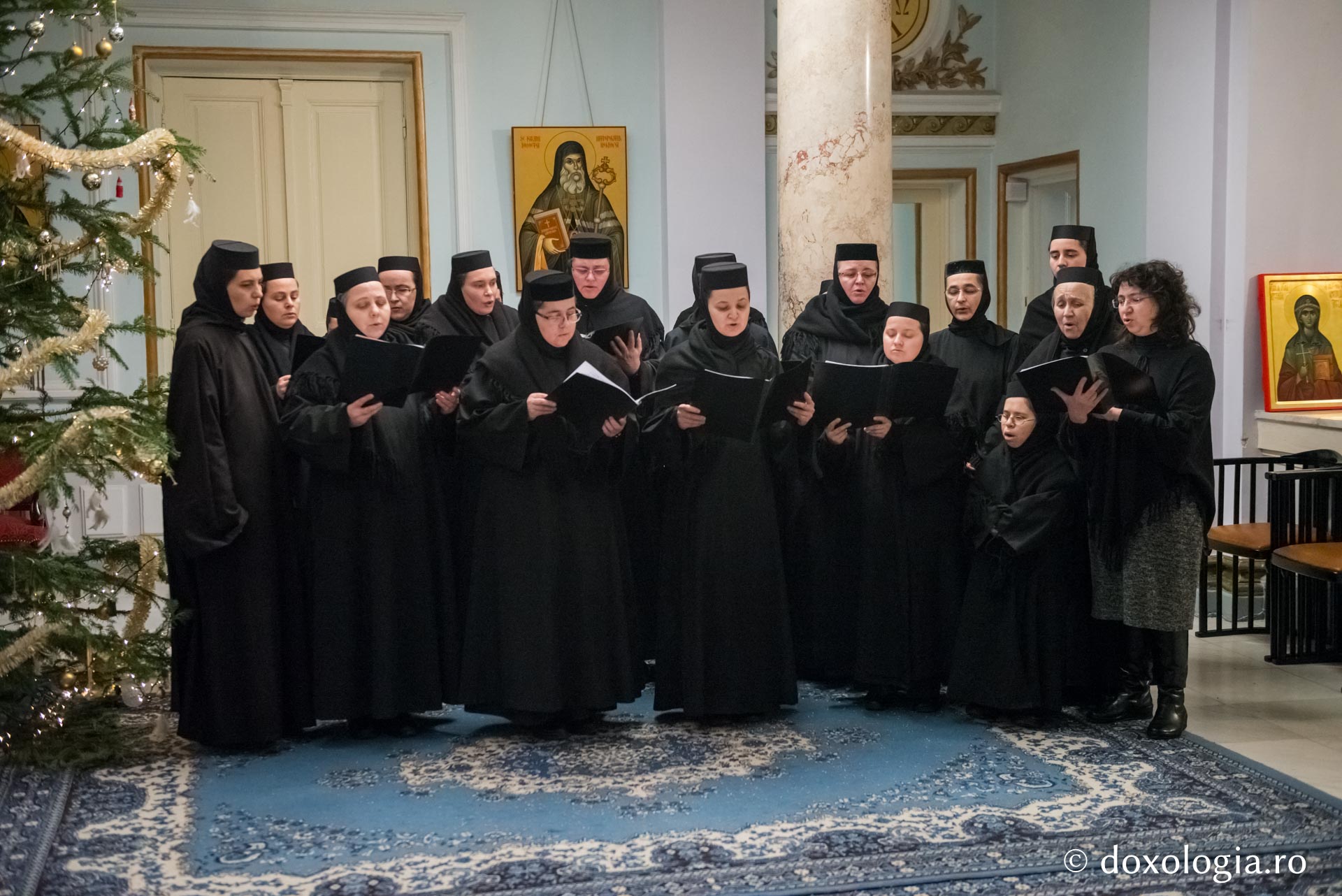 Colindători la Reședința Mitropolitană 2017 – Maicile de la Mănăstirile Frumoasa și Copou