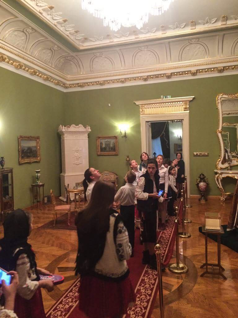 Recital de colinde la Muzeul Unirii din Iași Recital de colinde la Muzeul Unirii din Iași