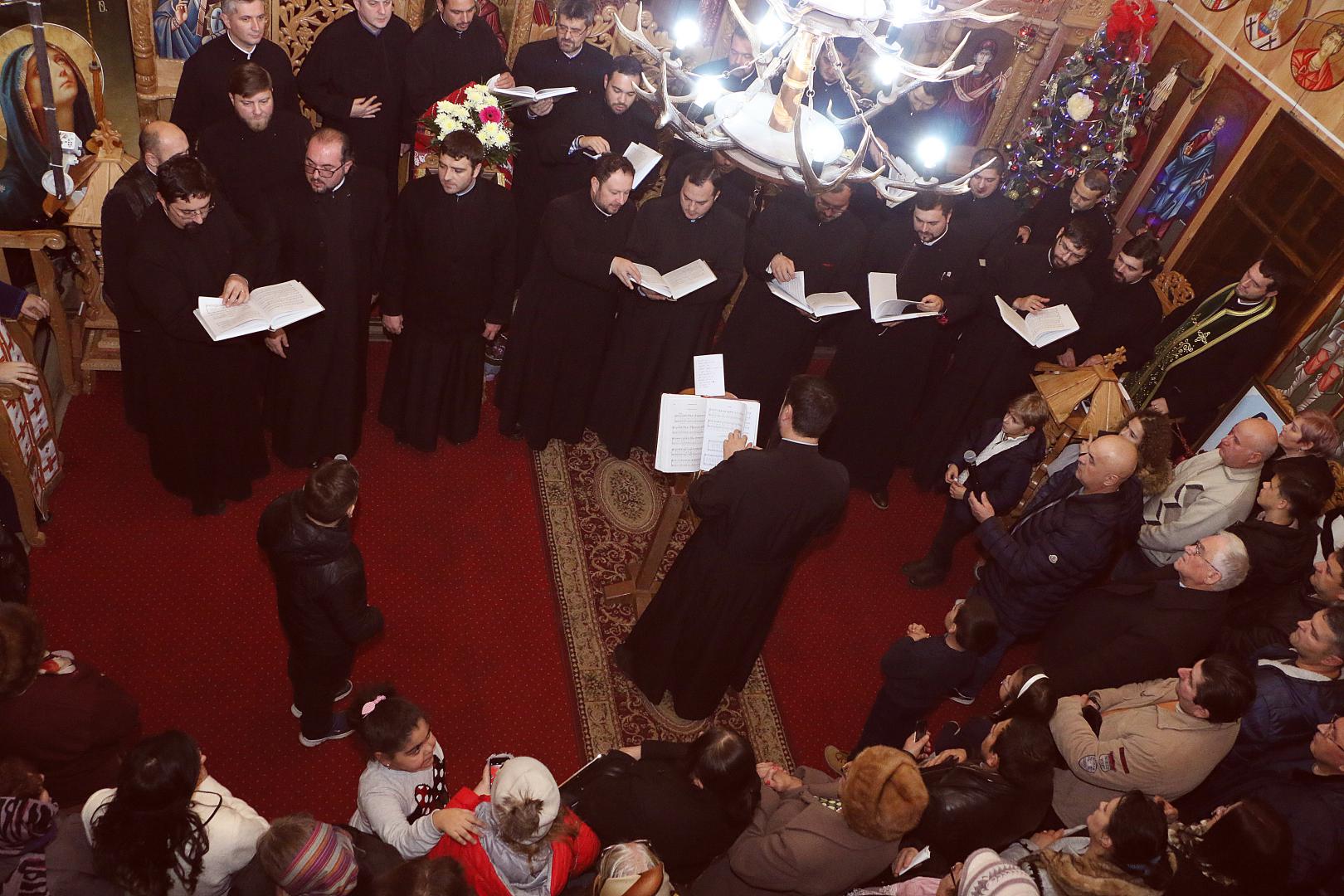 Naşterea Domnului vestită prin colind