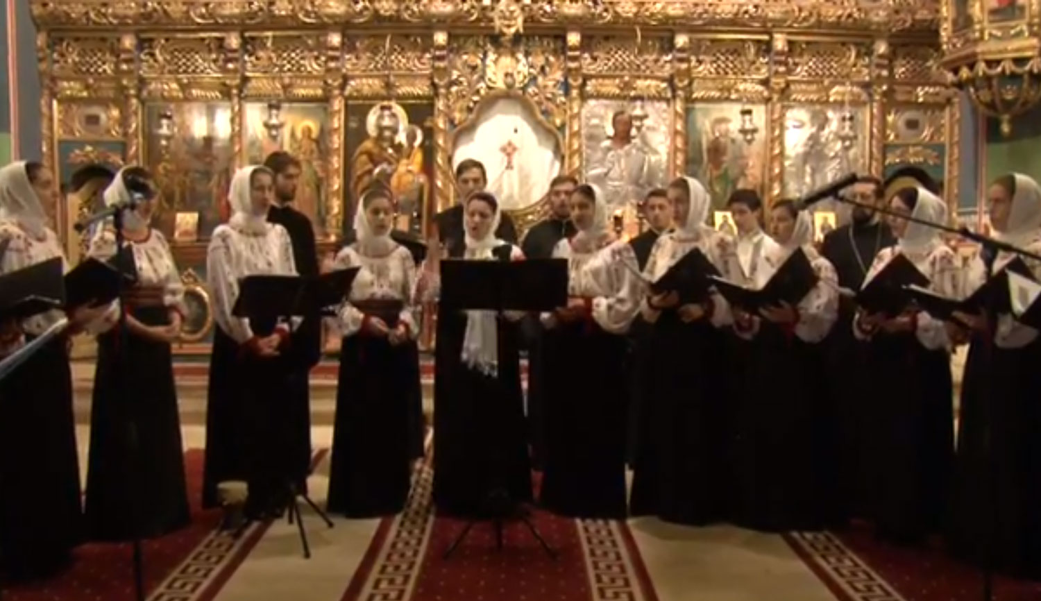 (Video) Concert de colinde &quot;Bună sara, ca-nserat/ La colindă am plecat!&quot;