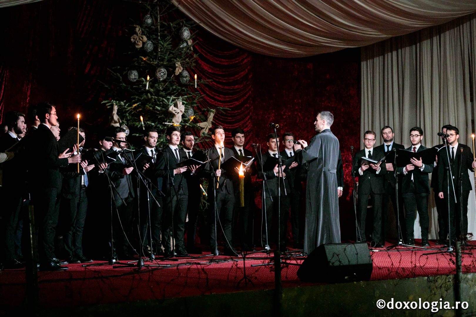 Concertul de colinde al Mitropoliei Moldovei și Bucovinei - încununare a Anului dedicat mărturisitorilor din temnițele comuniste
