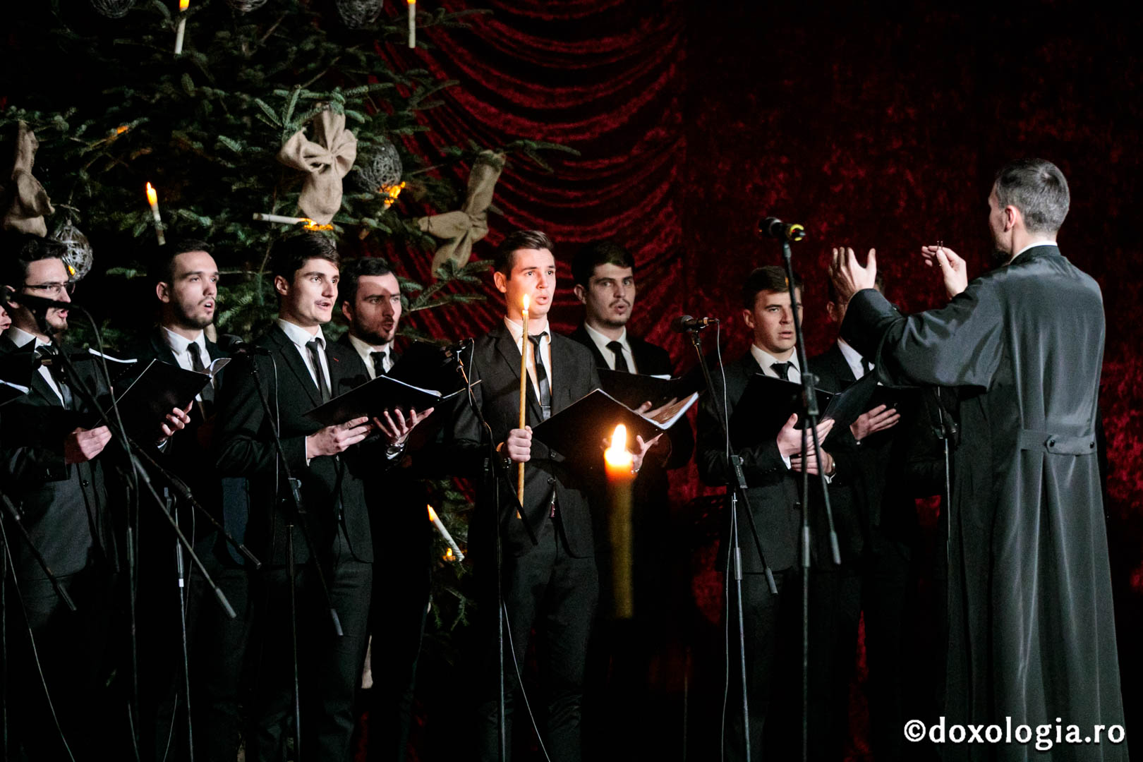 Concertul de colinde al Mitropoliei Moldovei și Bucovinei - încununare a Anului dedicat mărturisitorilor din temnițele comuniste