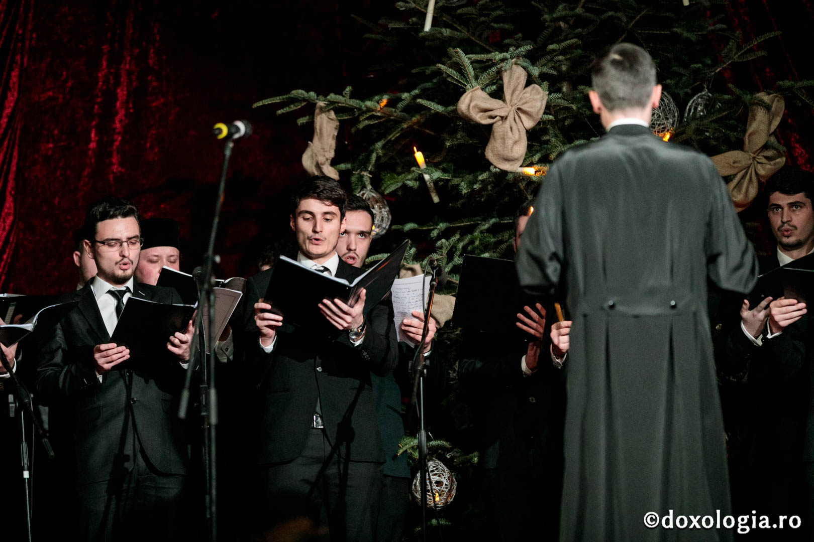 Concertul de colinde al Mitropoliei Moldovei și Bucovinei - încununare a Anului dedicat mărturisitorilor din temnițele comuniste