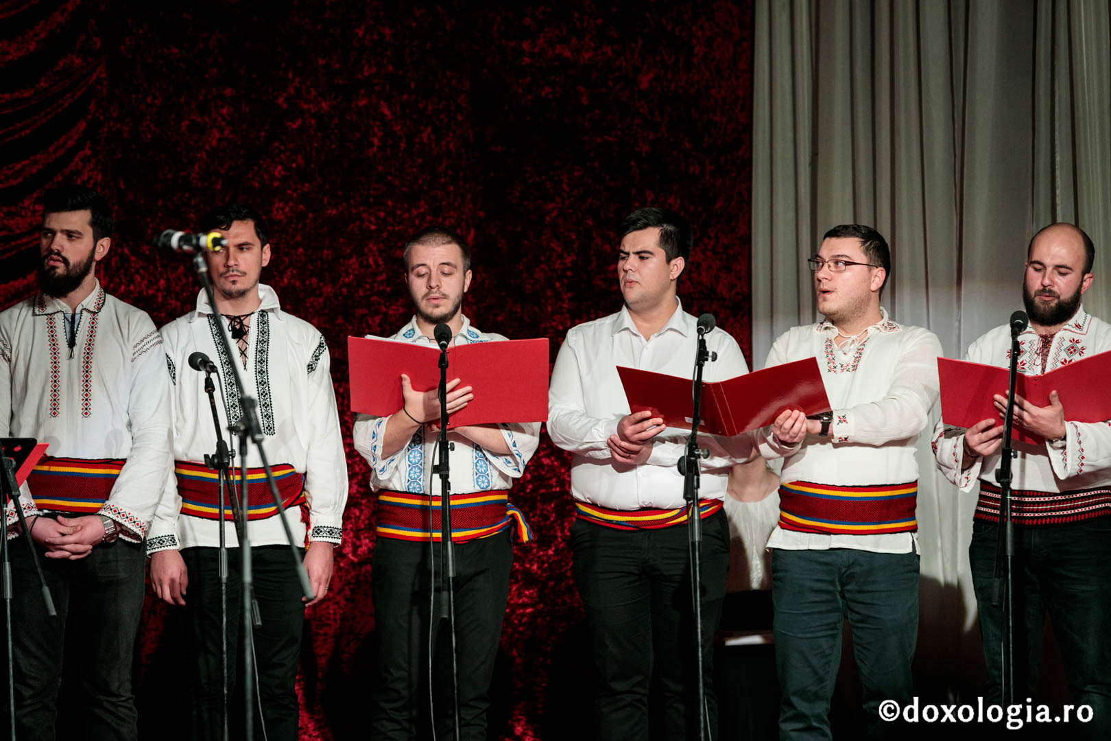 Concertul de colinde al Mitropoliei Moldovei și Bucovinei - încununare a Anului dedicat mărturisitorilor din temnițele comuniste