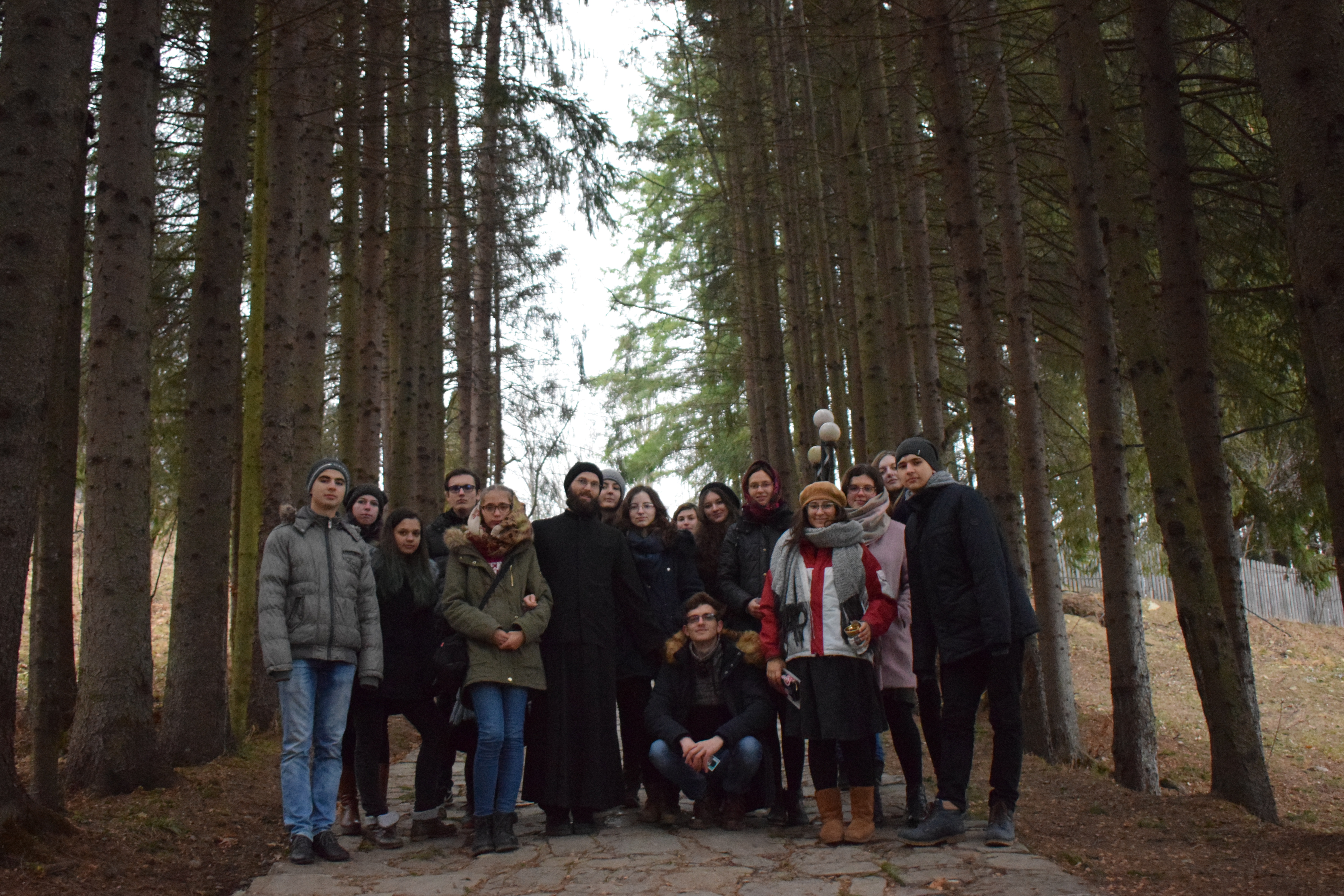 Tineri în dialog pe Muntele Ceahlău