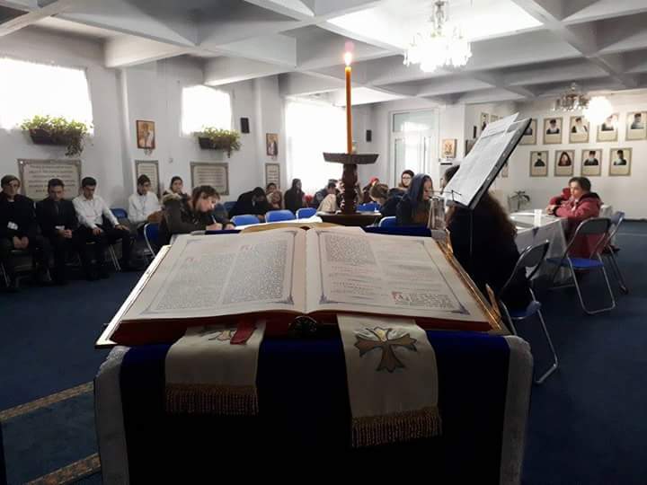 Concurs de Noul Testament la Piatra Neamţ: „Naşterea şi Botezul Mântuitorului Iisus Hristos“