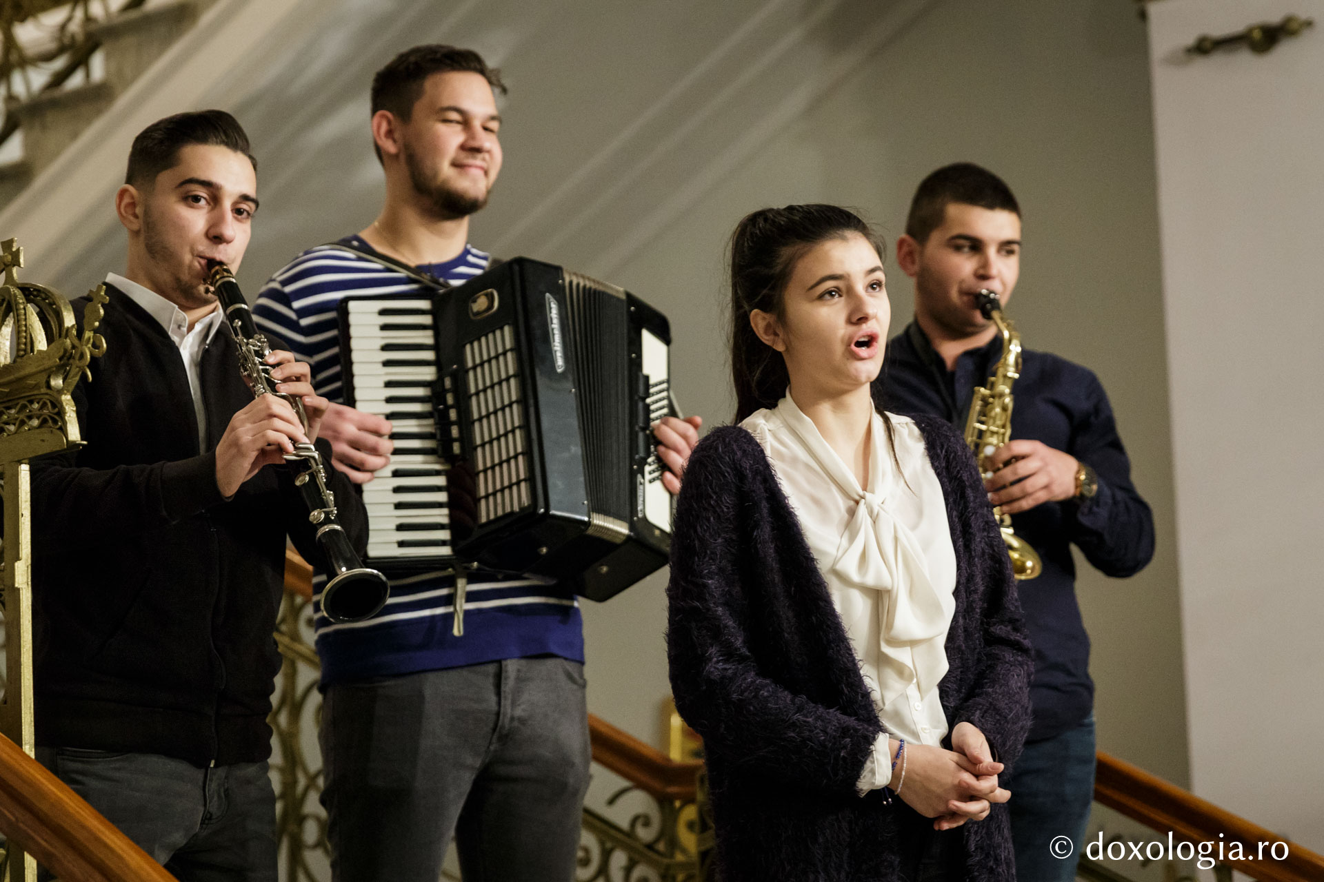 Colindători la Reședința Mitropolitană 2017 – Grup vocal-instrumental