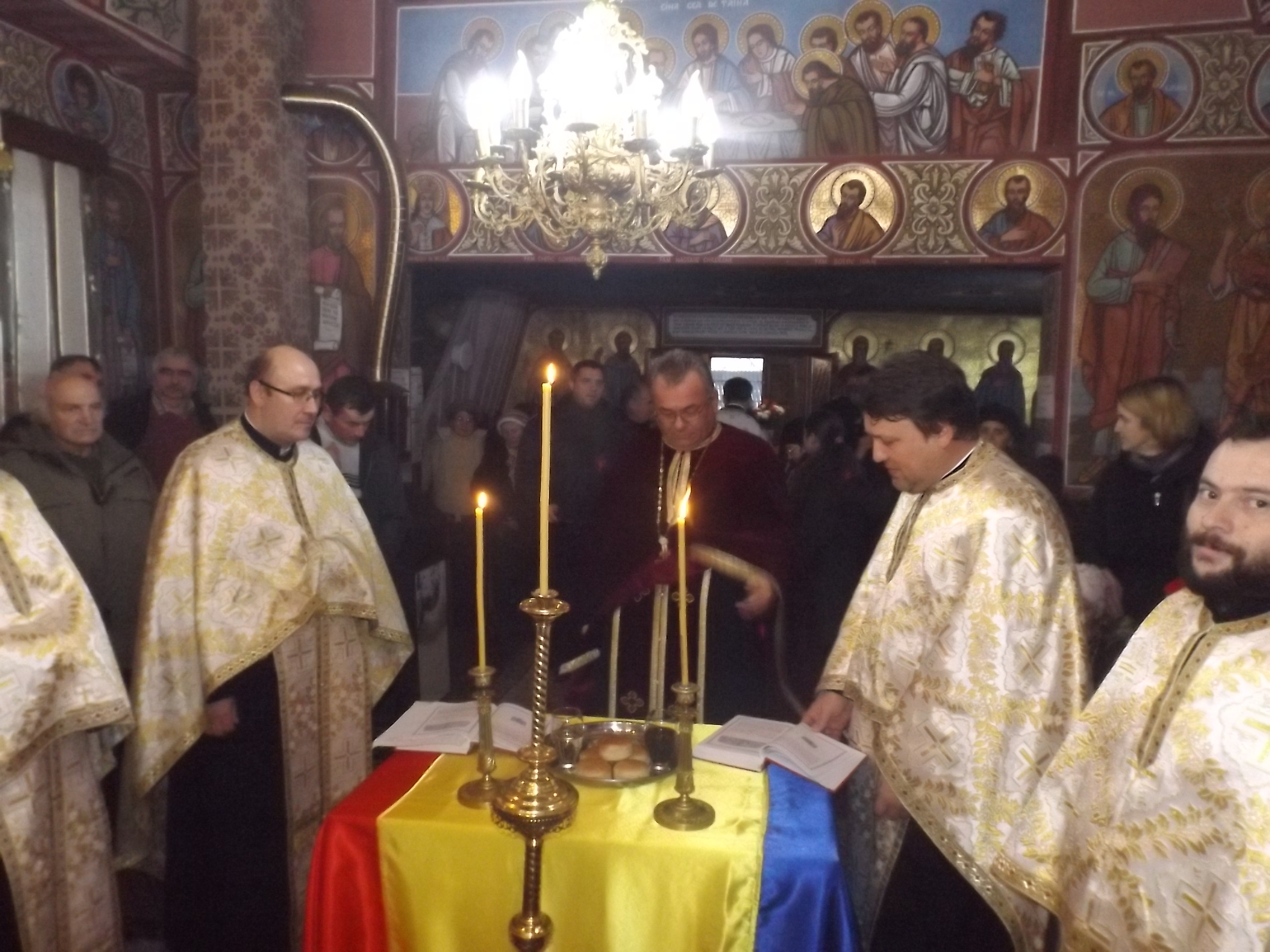 Sfântul Ierarh Nicolae, cinstit la filia Ciumaşi a Parohiei Brad Sfântul Ierarh Nicolae, cinstit la filia Ciumaşi a Parohiei Brad