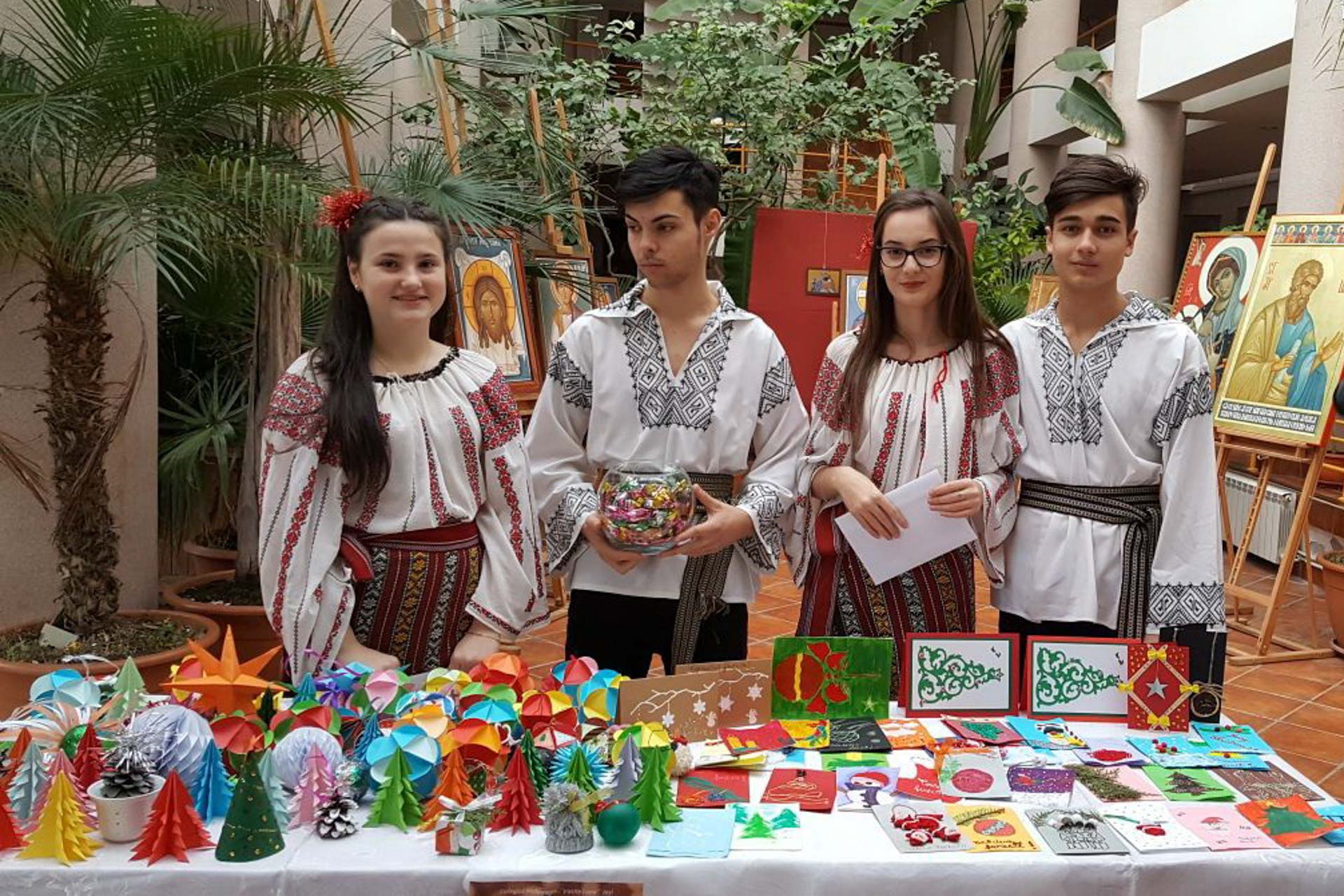 În prag de Crăciun, copiii din Parohia Chilişoaia au primit daruri din suflet de copil