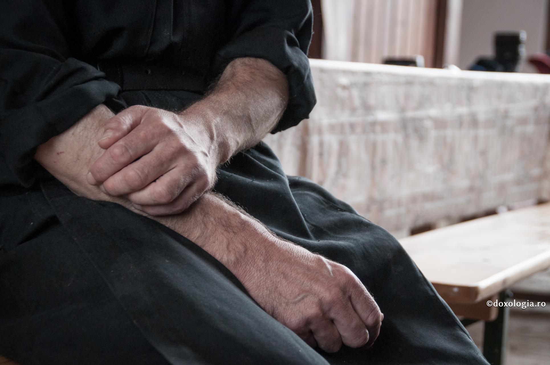 Fără lumina lui Dumnezeu, n-am vedea iadul în care ne zbatem