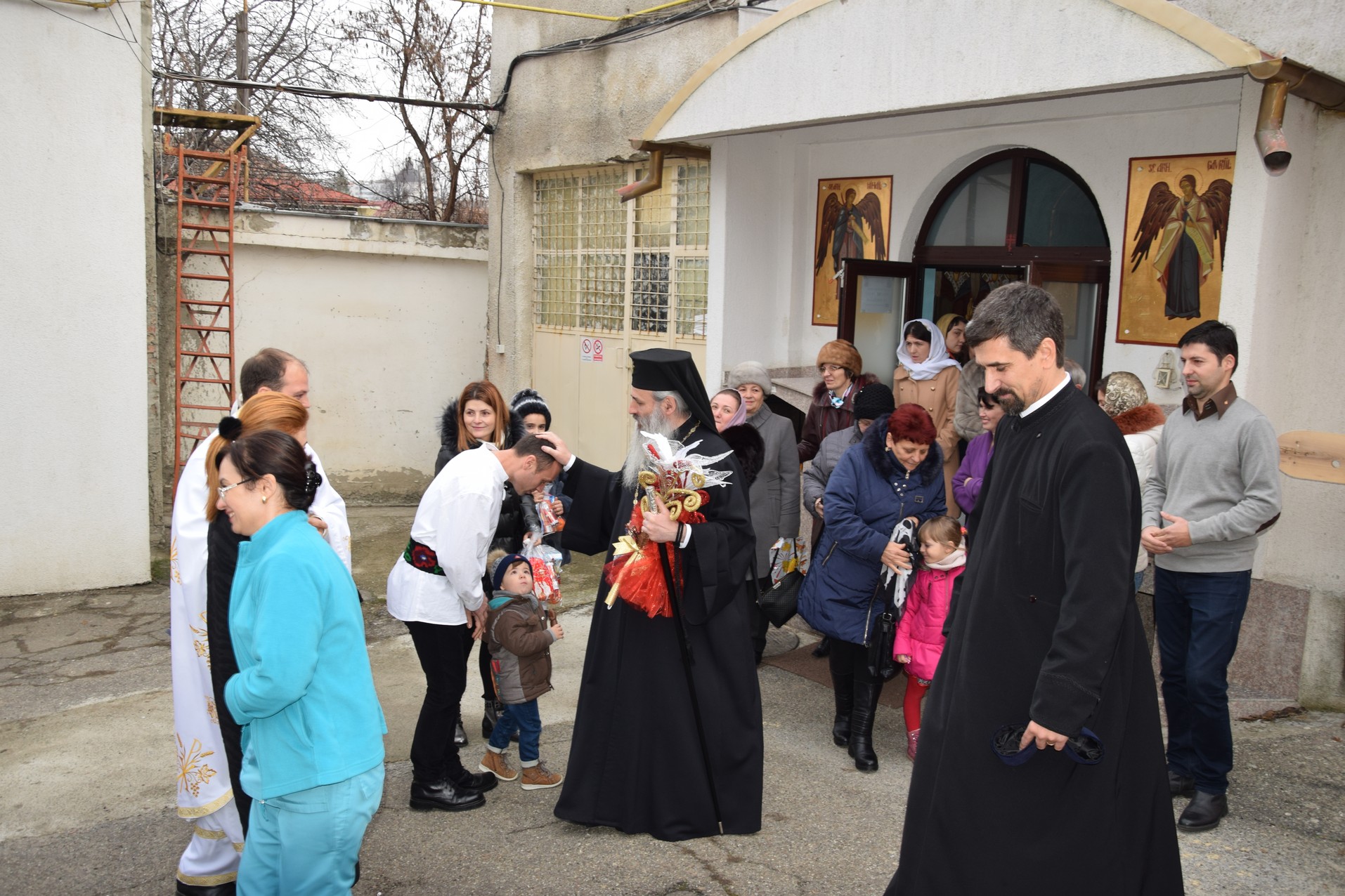 IPS Mitropolit Teofan a slujit Sfânta Liturghie la Capela Maternității „Elena Doamna” din Iași IPS Mitropolit Teofan a slujit Sfânta Liturghie la Capela Maternității „Elena Doamna” din Iași