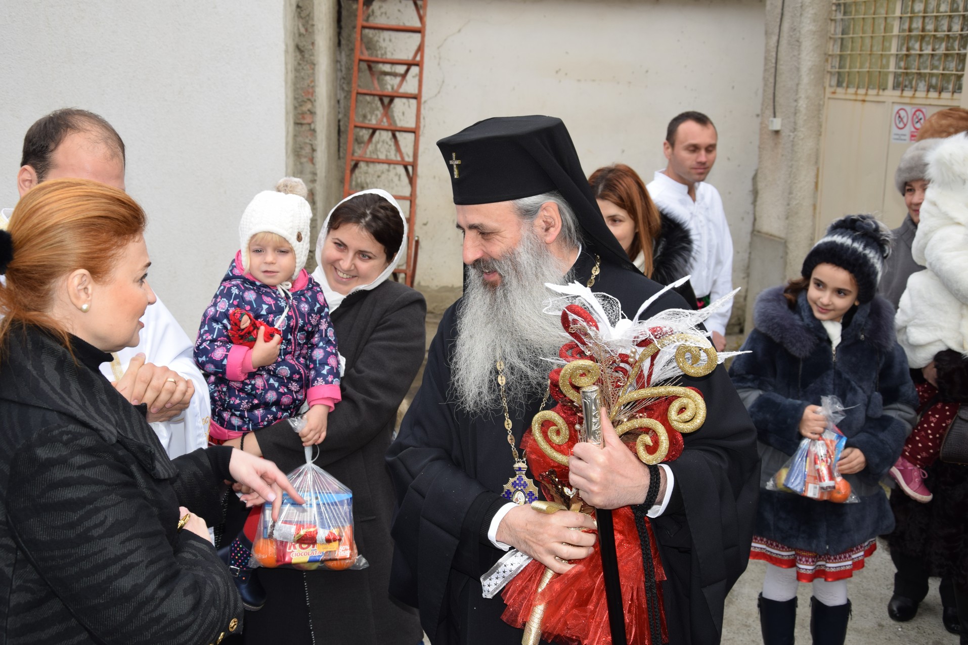 IPS Mitropolit Teofan a slujit Sfânta Liturghie la Capela Maternității „Elena Doamna” din Iași IPS Mitropolit Teofan a slujit Sfânta Liturghie la Capela Maternității „Elena Doamna” din Iași