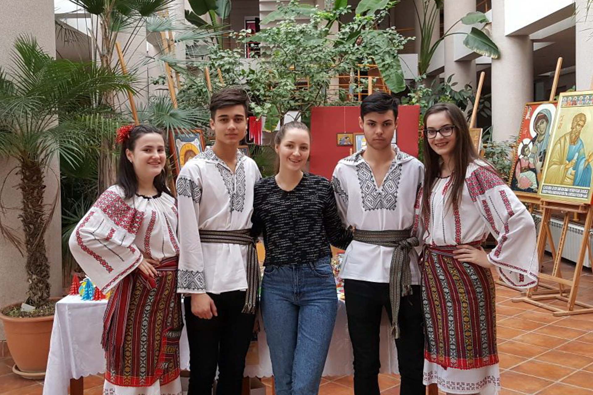 În prag de Crăciun, copiii din Parohia Chilişoaia au primit daruri din suflet de copil