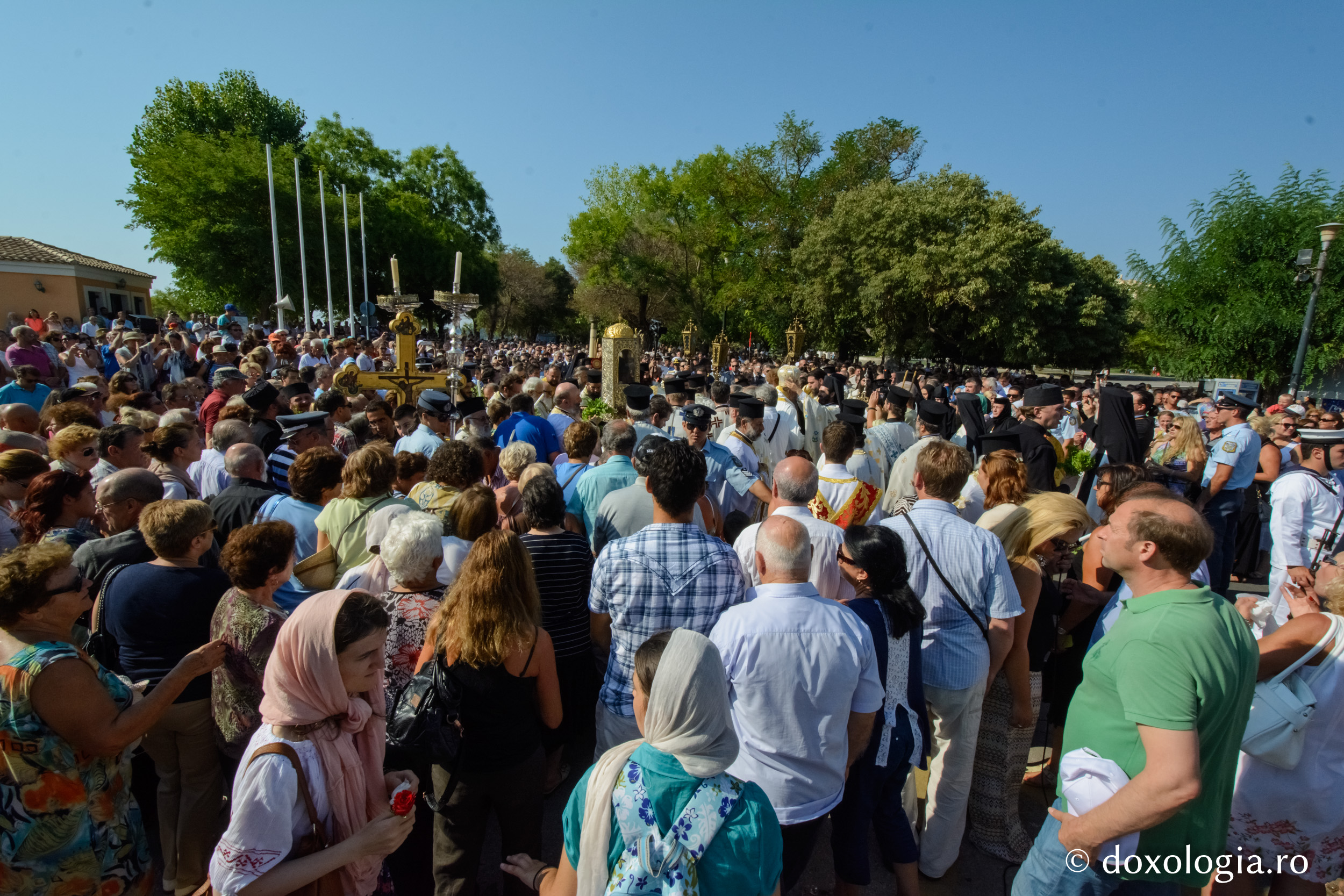 procesiune în cinstea Sfântului Spiridon