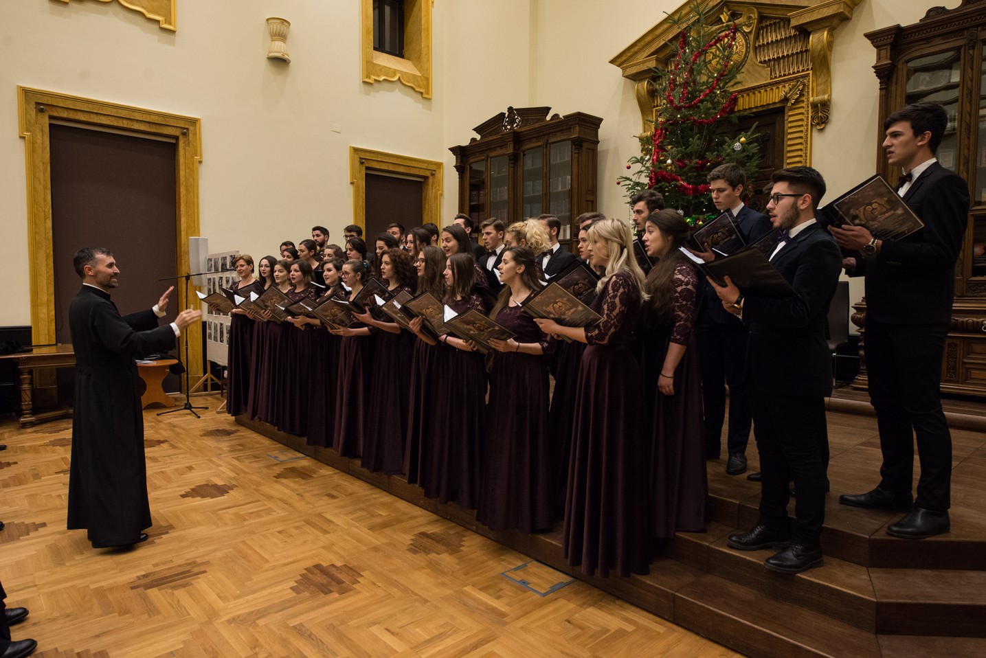 IPS Mitropolit Teofan: „Se încheie anul dedicat mărturisitorilor de altă dată, începe anul mărturisitorilor de acum!”