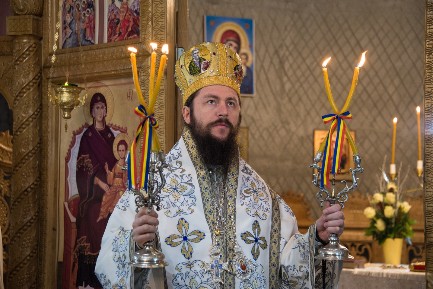 PS Damaschin Dorneanul, la Vicovu de Sus: „Biserica cea vie ține biserica de zid, nu invers”