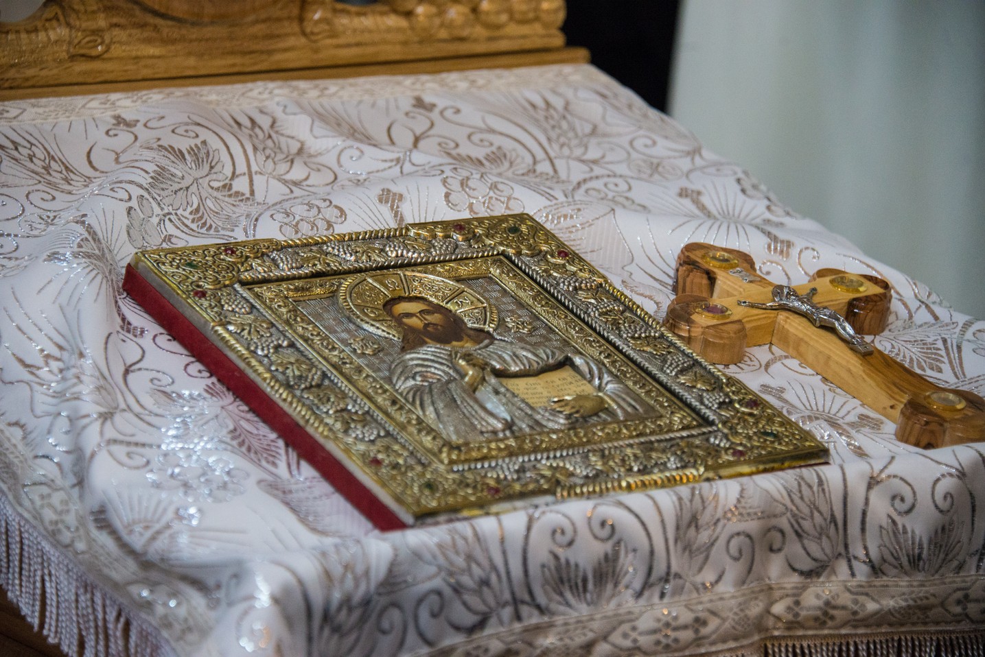 PS Damaschin Dorneanul, la Vicovu de Sus: „Biserica cea vie ține biserica de zid, nu invers”