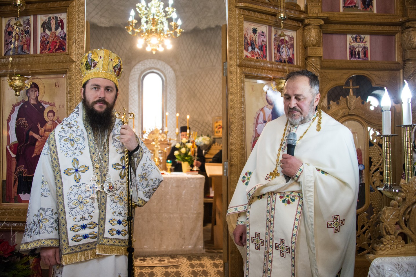 PS Damaschin Dorneanul, la Vicovu de Sus: „Biserica cea vie ține biserica de zid, nu invers”