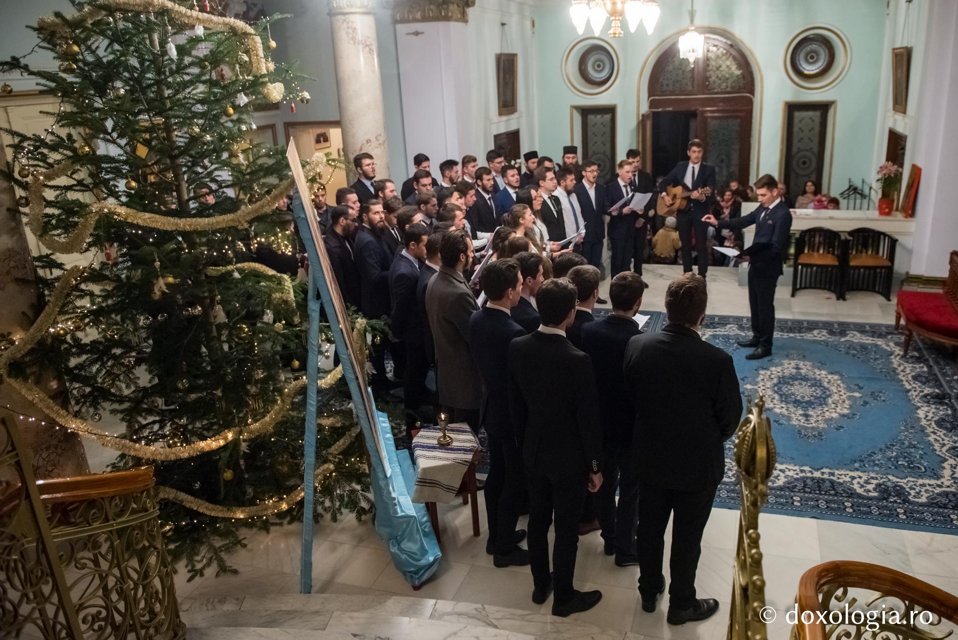 Colindători la Reședința Mitropolitană 2017 – Studenții de la Facultatea de Teologie, anul II