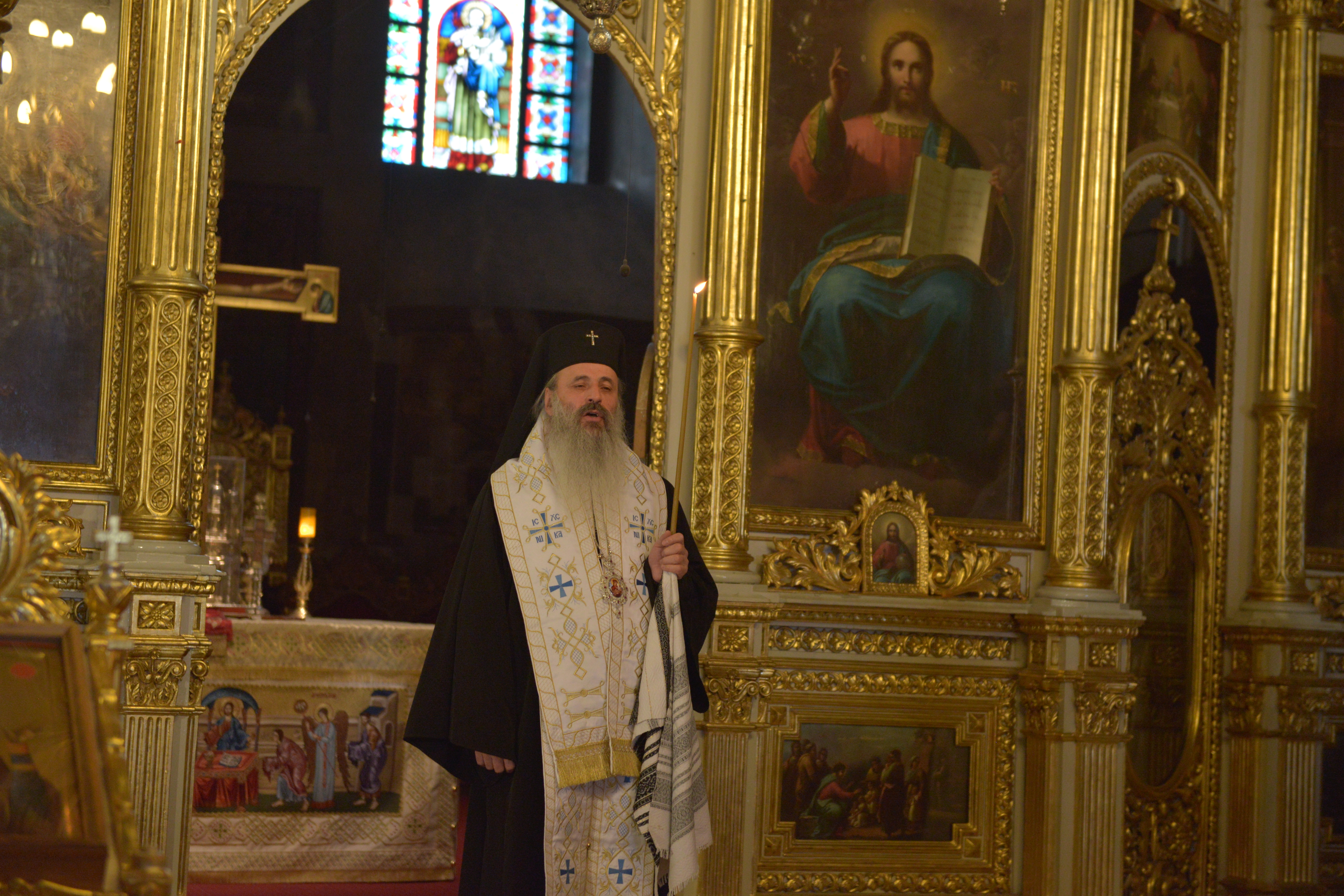 Slujbă de pomenire la Iaşi pentru Majestatea Sa Regele Mihai I al României