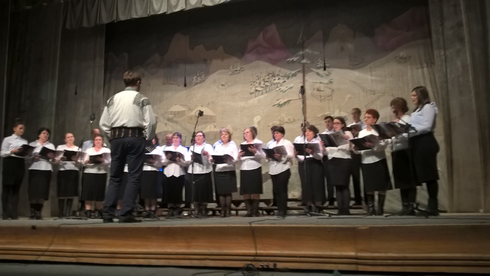 Naşterea Domnului vestită prin colind