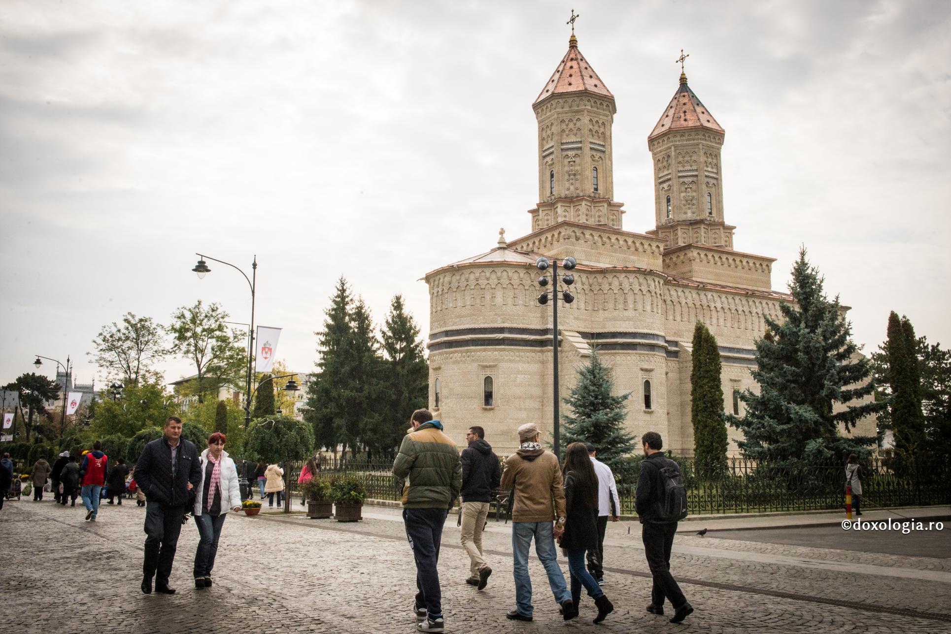 (Video) Mănăstirea „Sfinții Trei Ierarhi” din Iași, o bijuterie arhitectonică a capitalei Moldovei