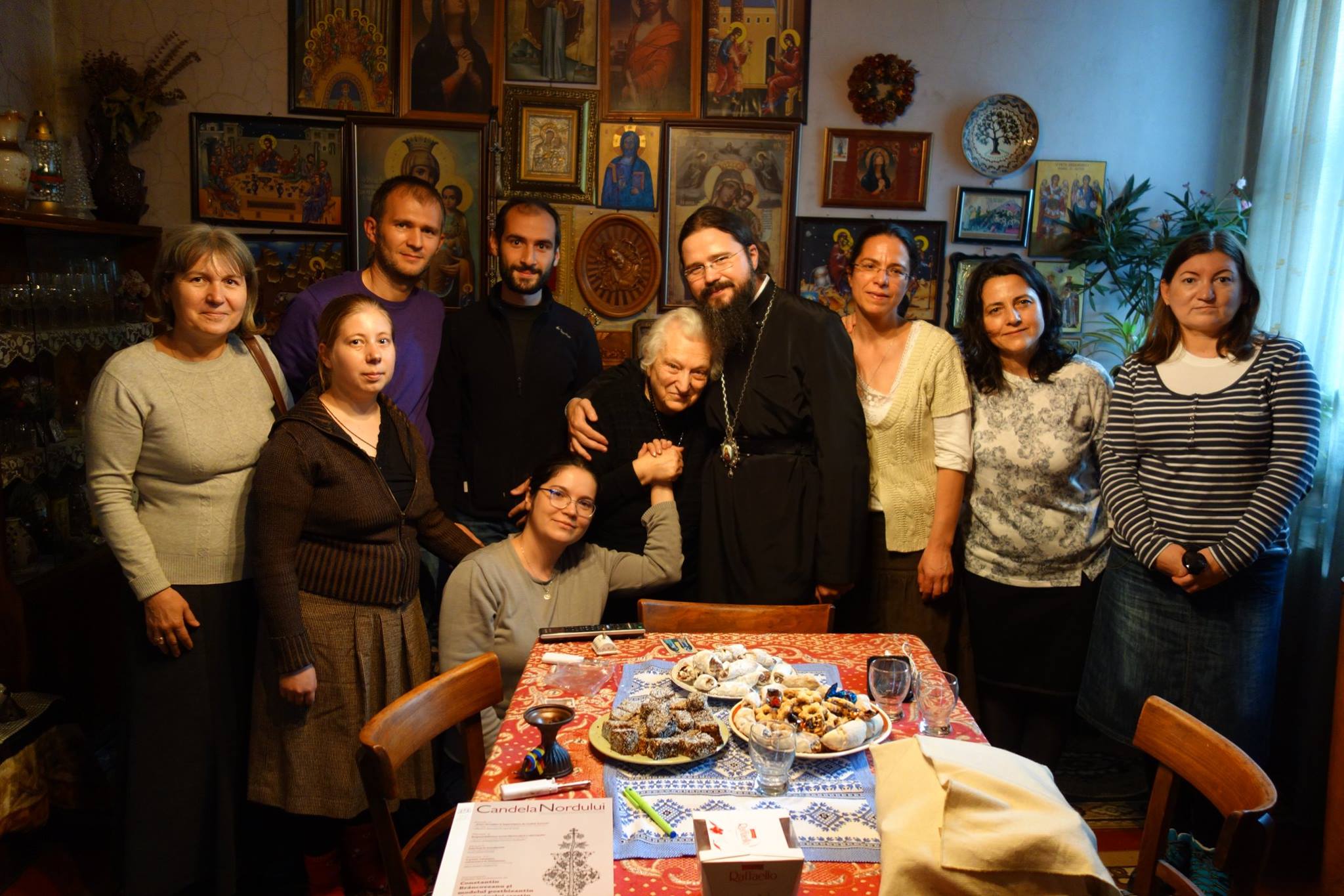 „Nu mă lăsa, Doamne, să cad din braţele Tale!” – de vorbă cu doamna Aspazia Oţel Petrescu